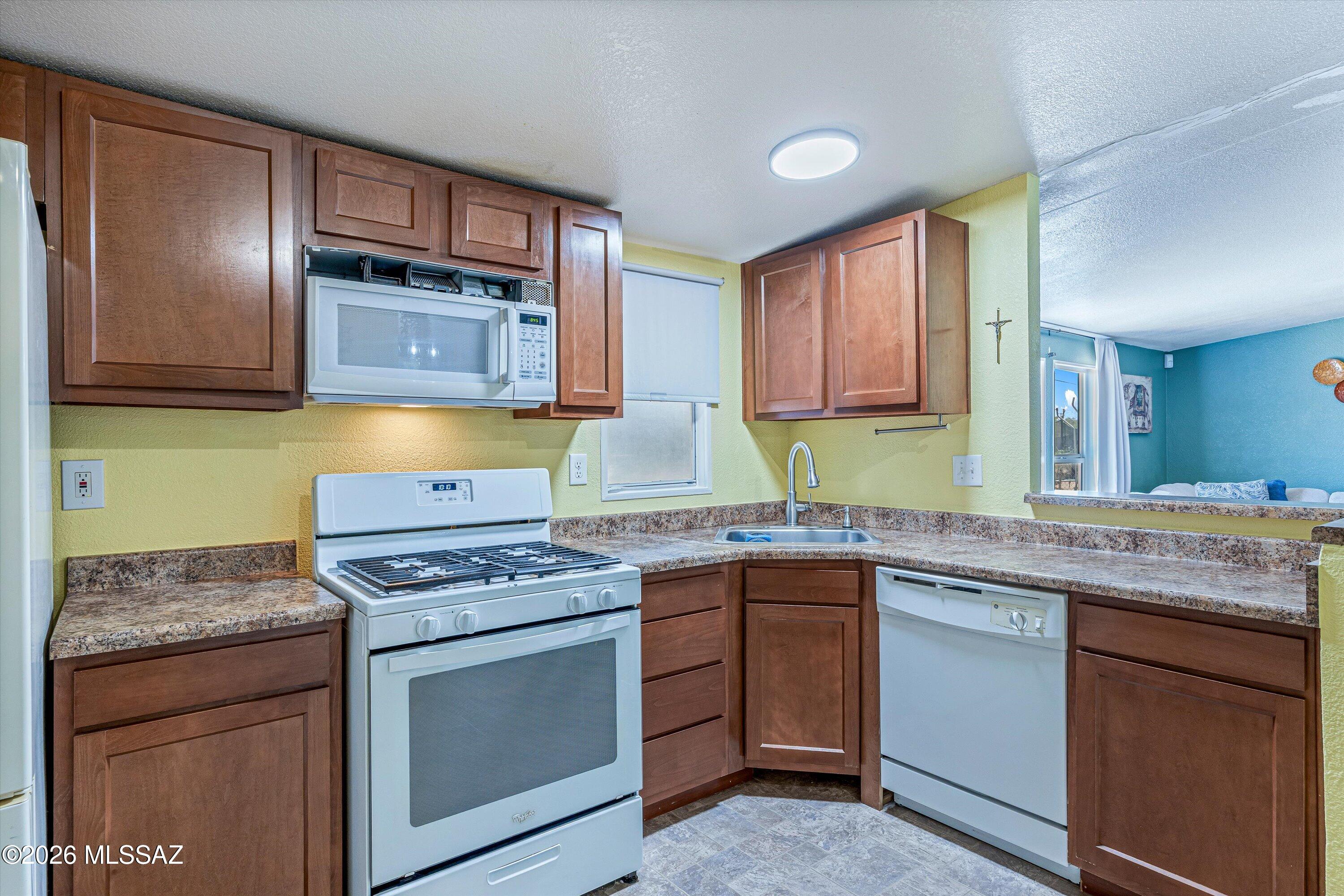 Sunland Gardens - Residential