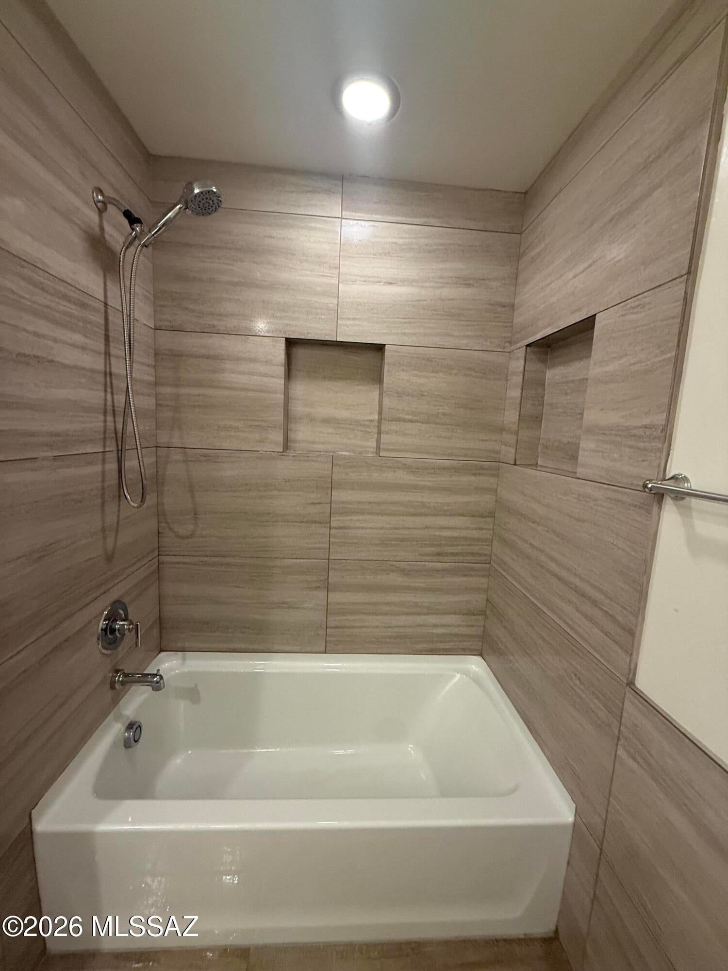 La Estancia De Tucson (1-330) - Residential