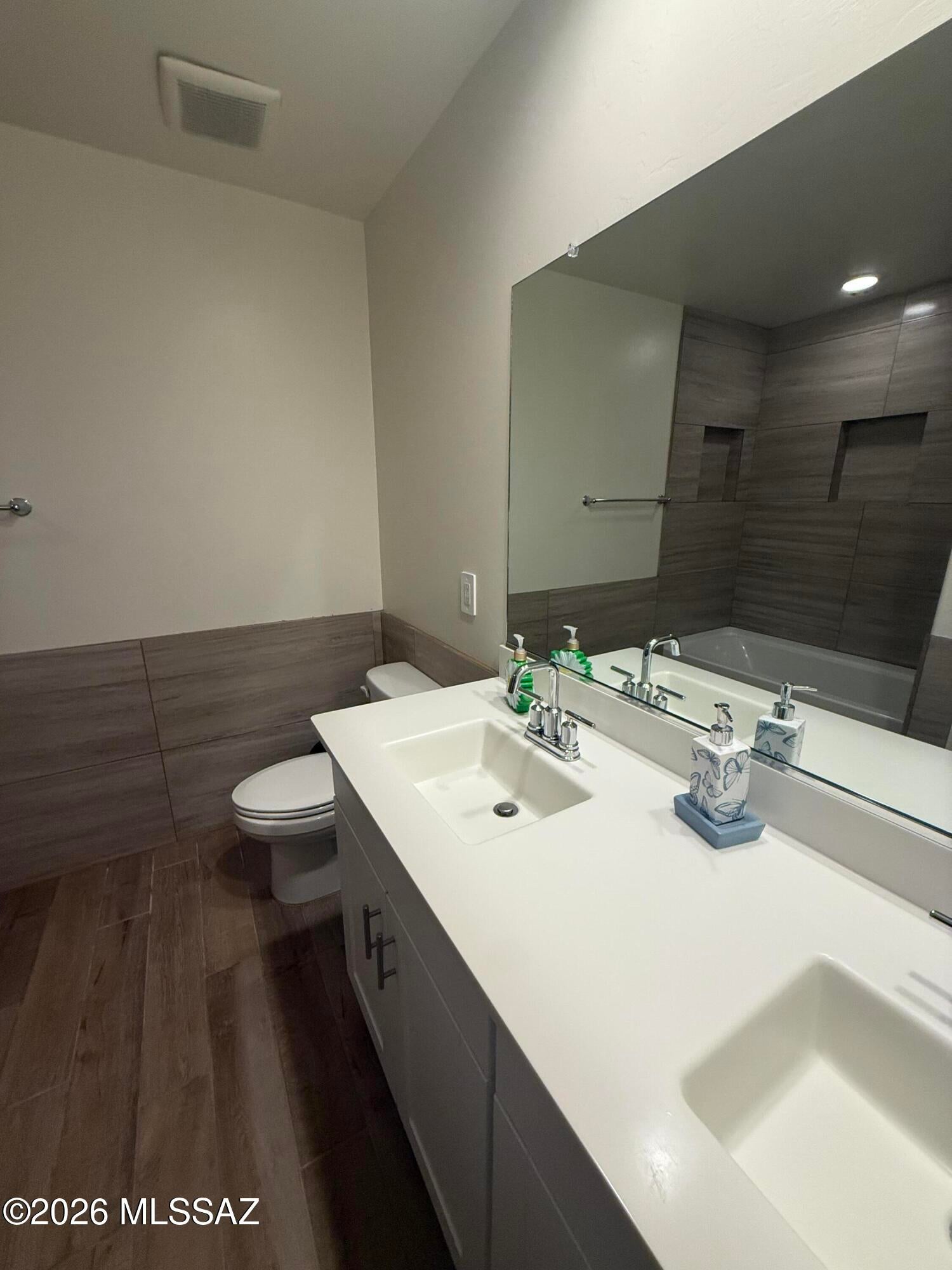 La Estancia De Tucson (1-330) - Residential
