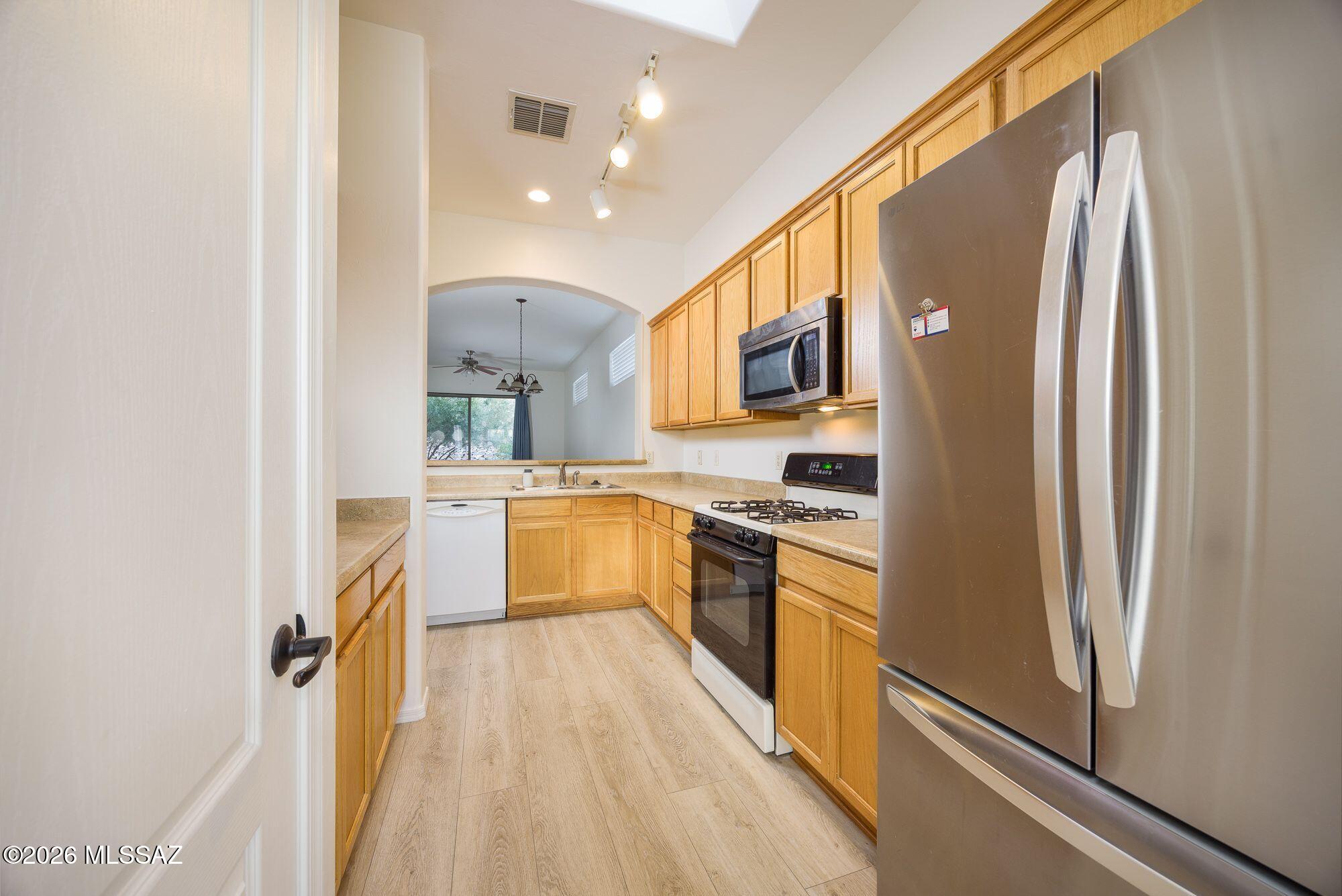 HIGH PLAINS RANCH - Residential Lease