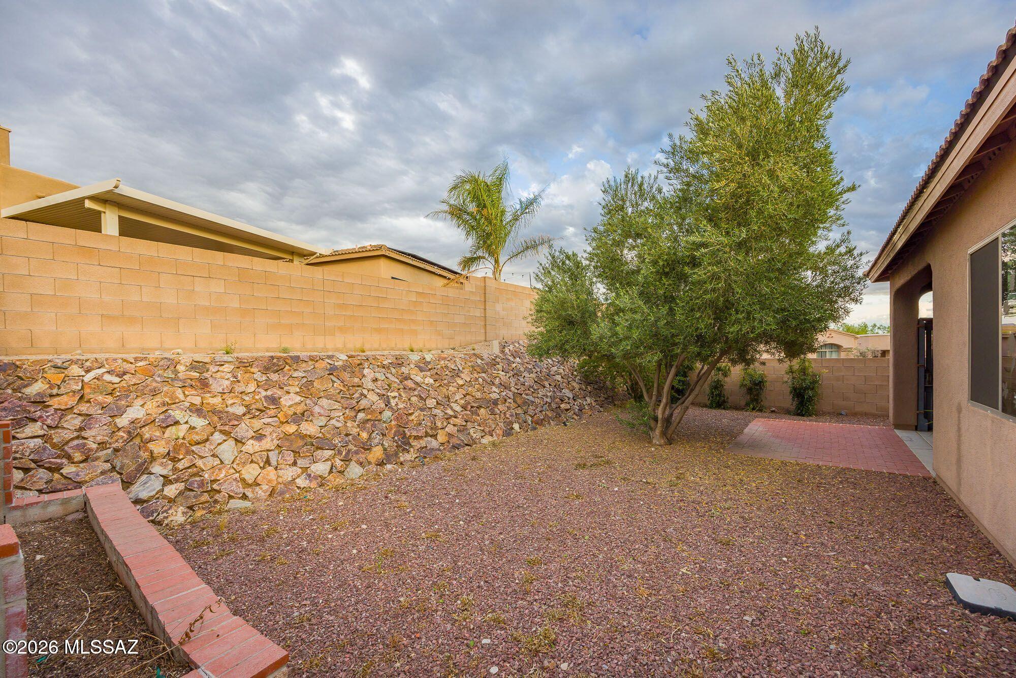 HIGH PLAINS RANCH - Residential Lease