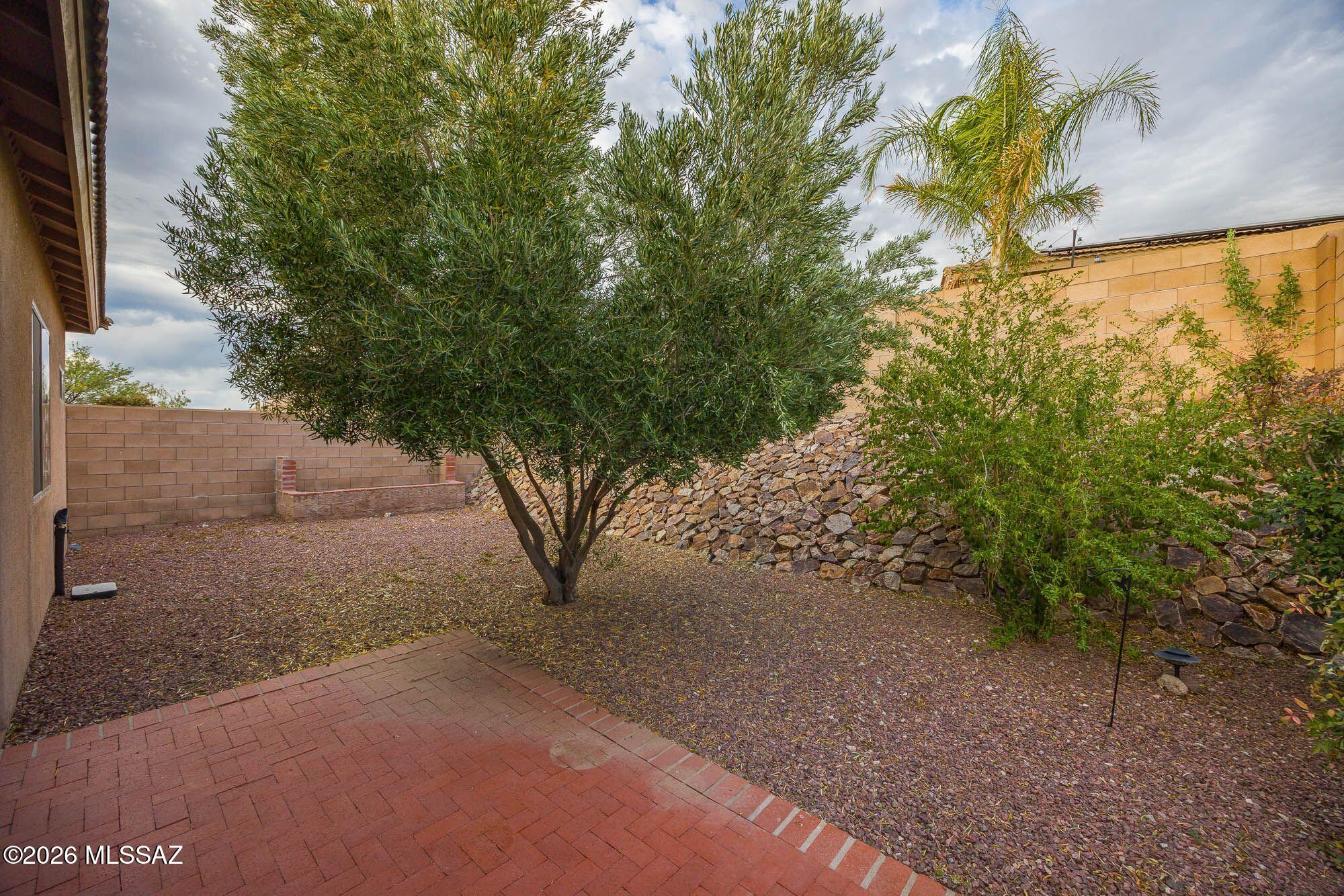 HIGH PLAINS RANCH - Residential Lease