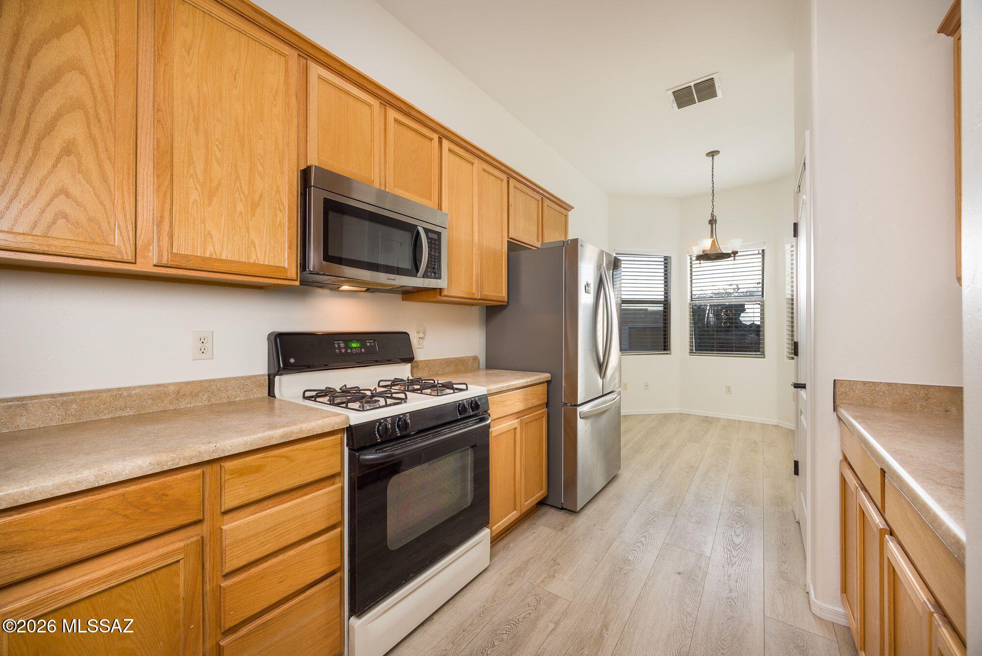 HIGH PLAINS RANCH - Residential Lease