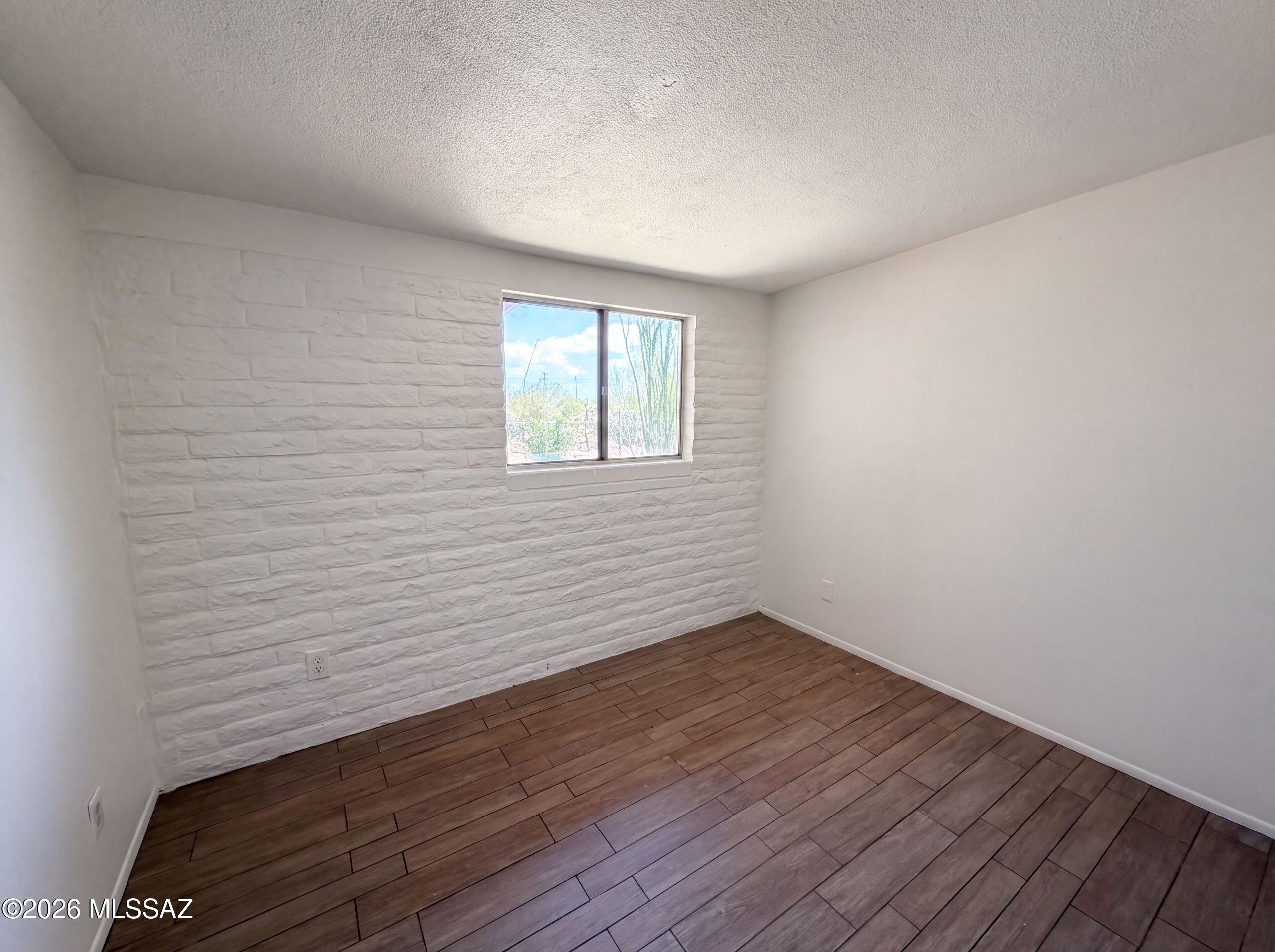 Pine Grove (1-101) - Residential