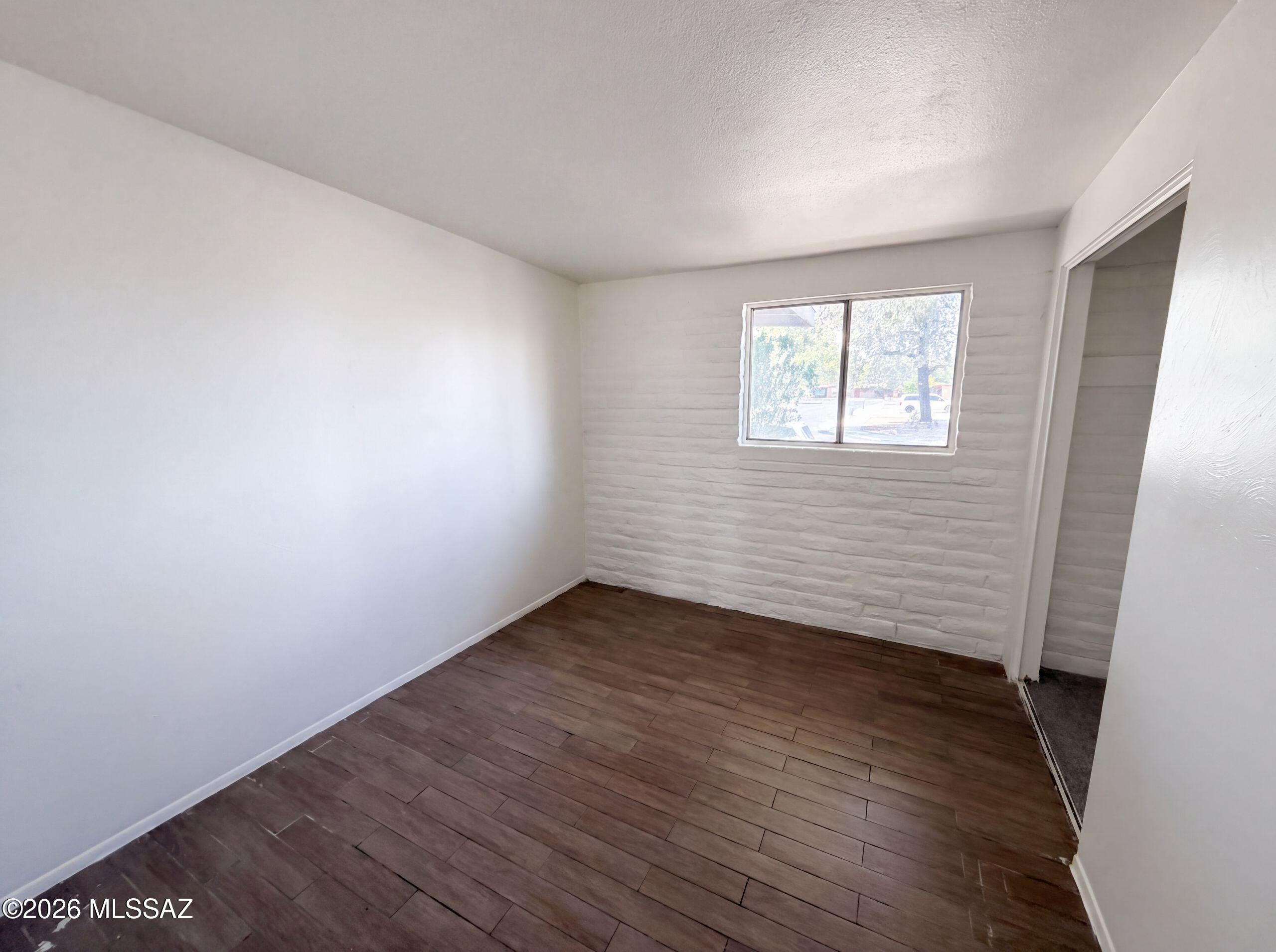 Pine Grove (1-101) - Residential