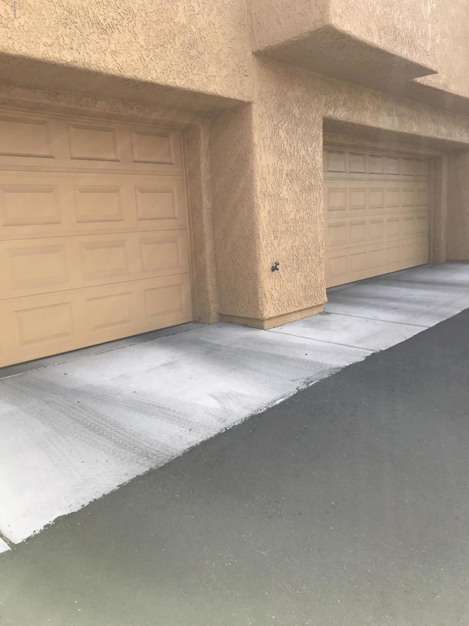 Mountain View Condos. (1-76) - Residential Lease