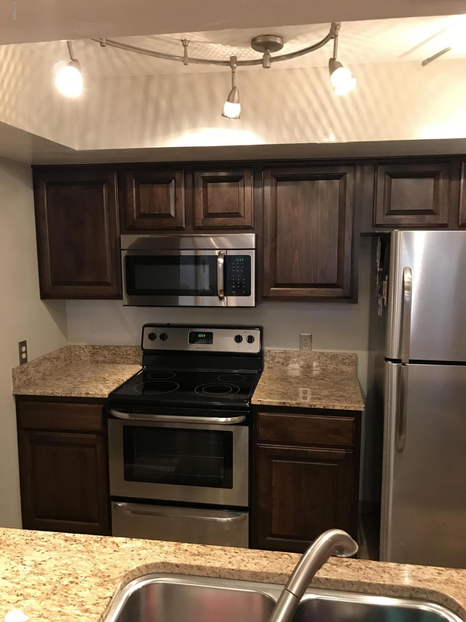 Mountain View Condos. (1-76) - Residential Lease