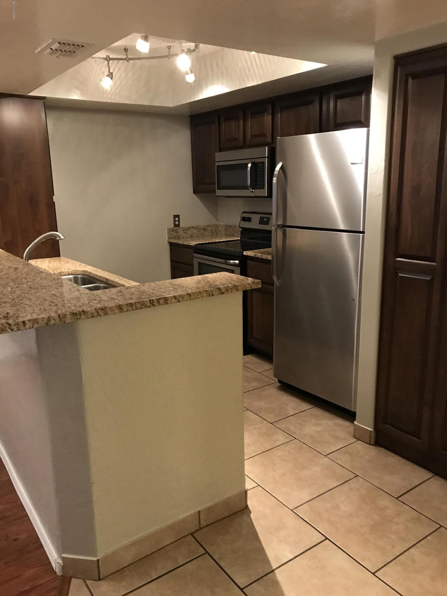 Mountain View Condos. (1-76) - Residential Lease