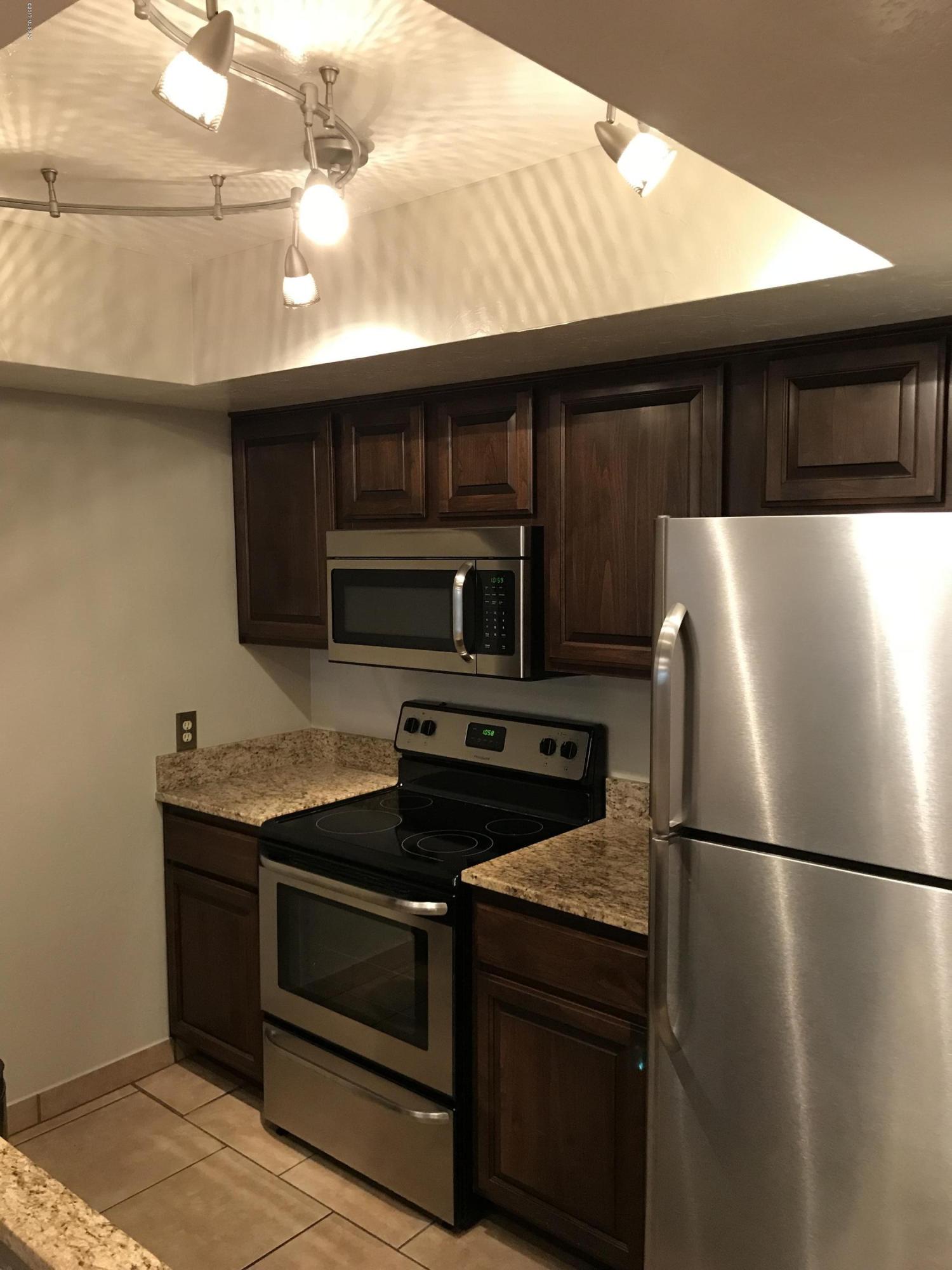 Mountain View Condos. (1-76) - Residential Lease