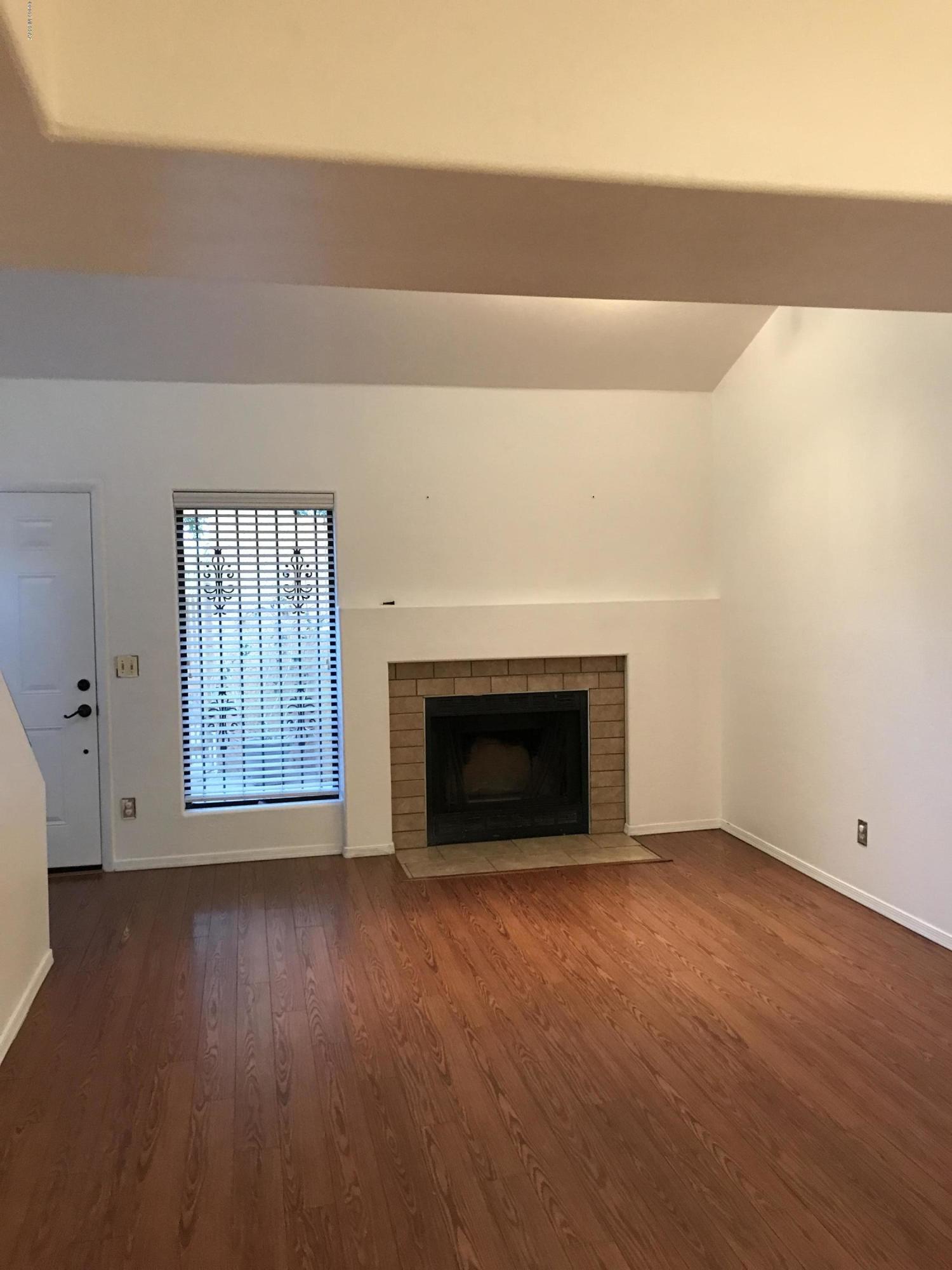 Mountain View Condos. (1-76) - Residential Lease