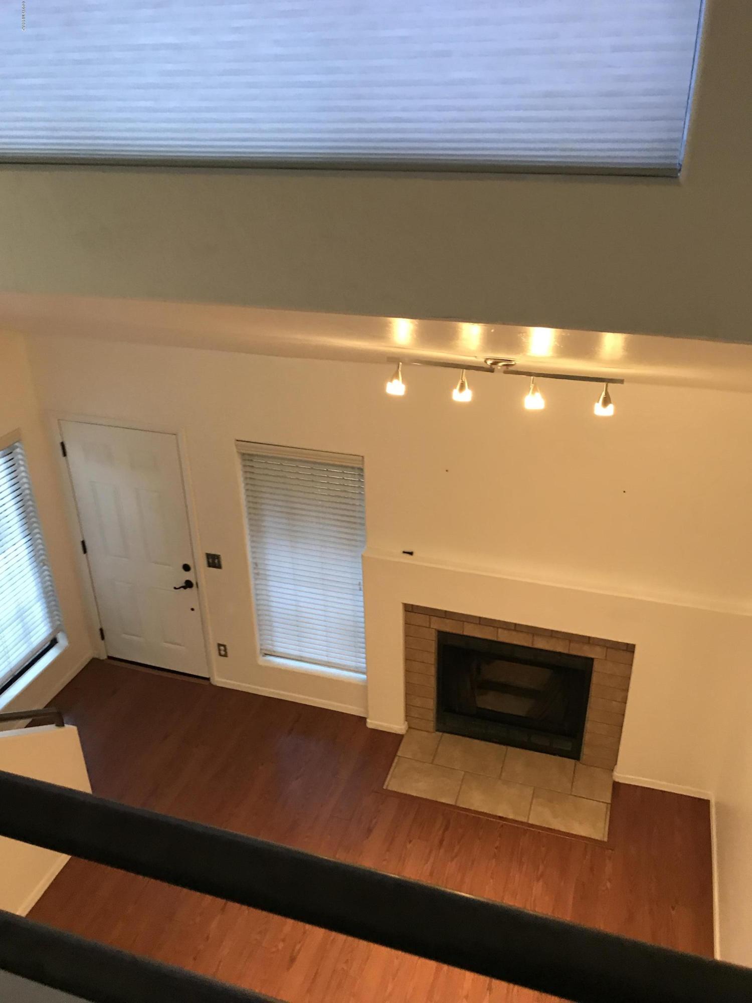 Mountain View Condos. (1-76) - Residential Lease