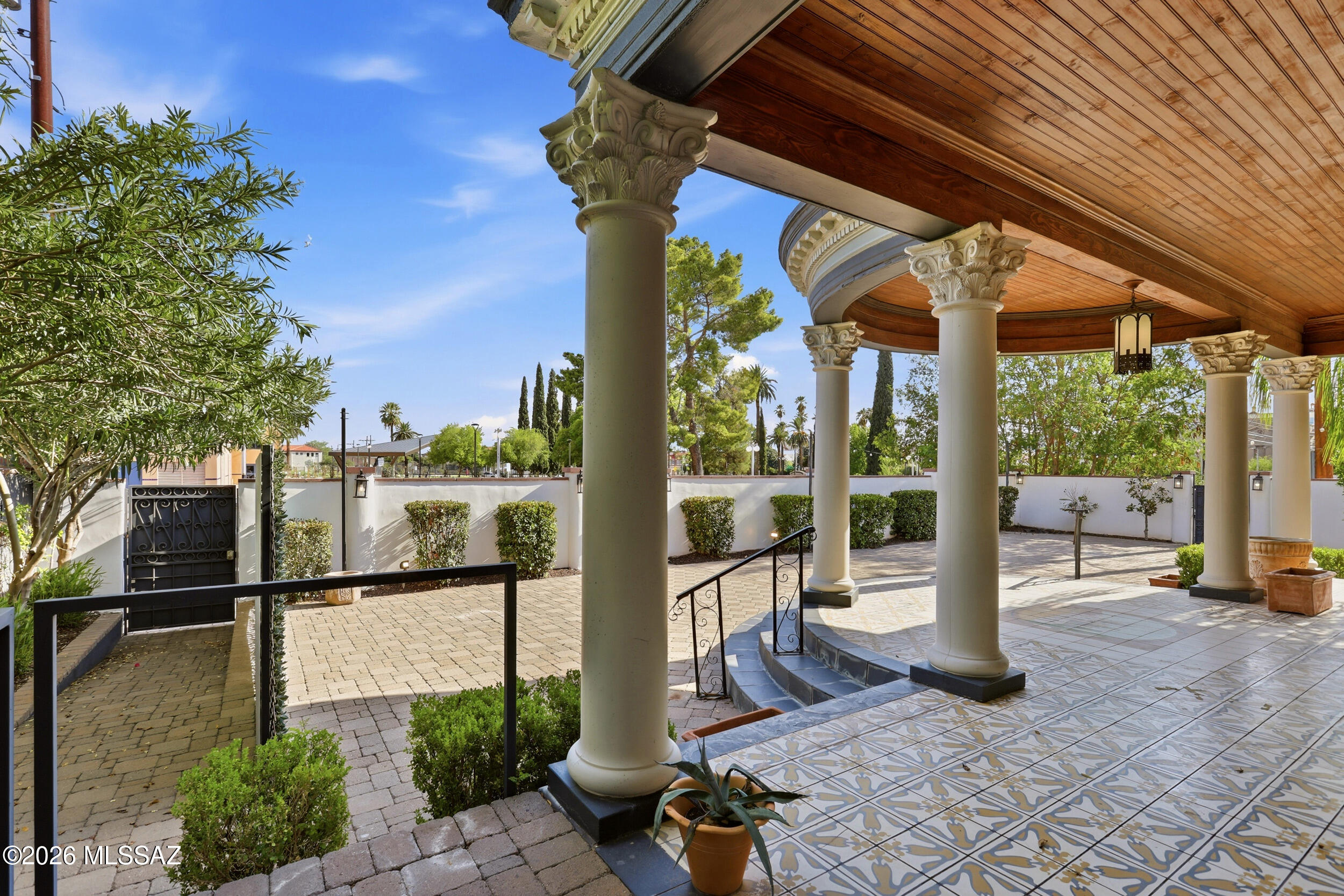 Tucson Resub Military Plaza - Residential