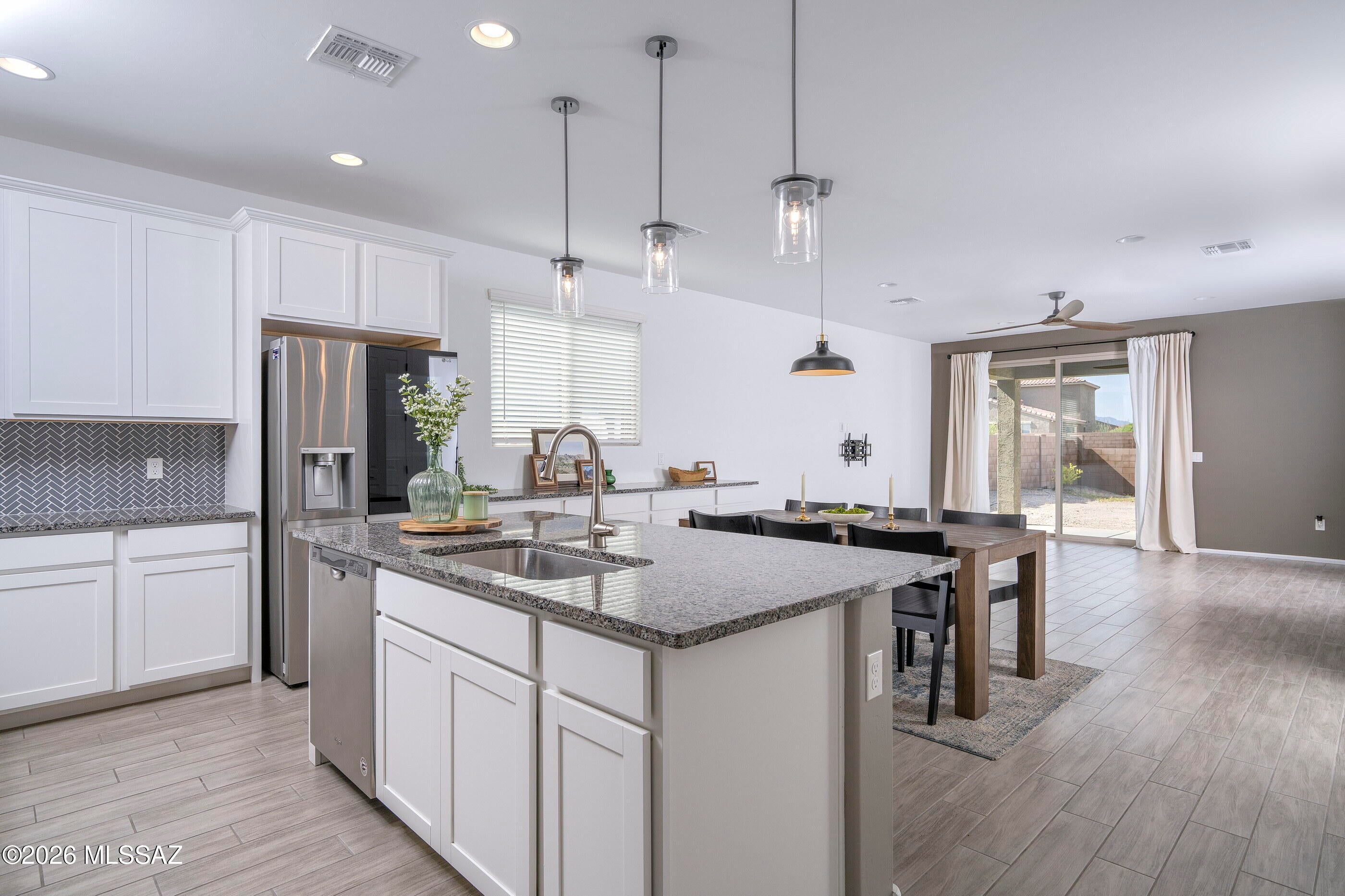 Desert Oasis At Twin Peaks - Residential