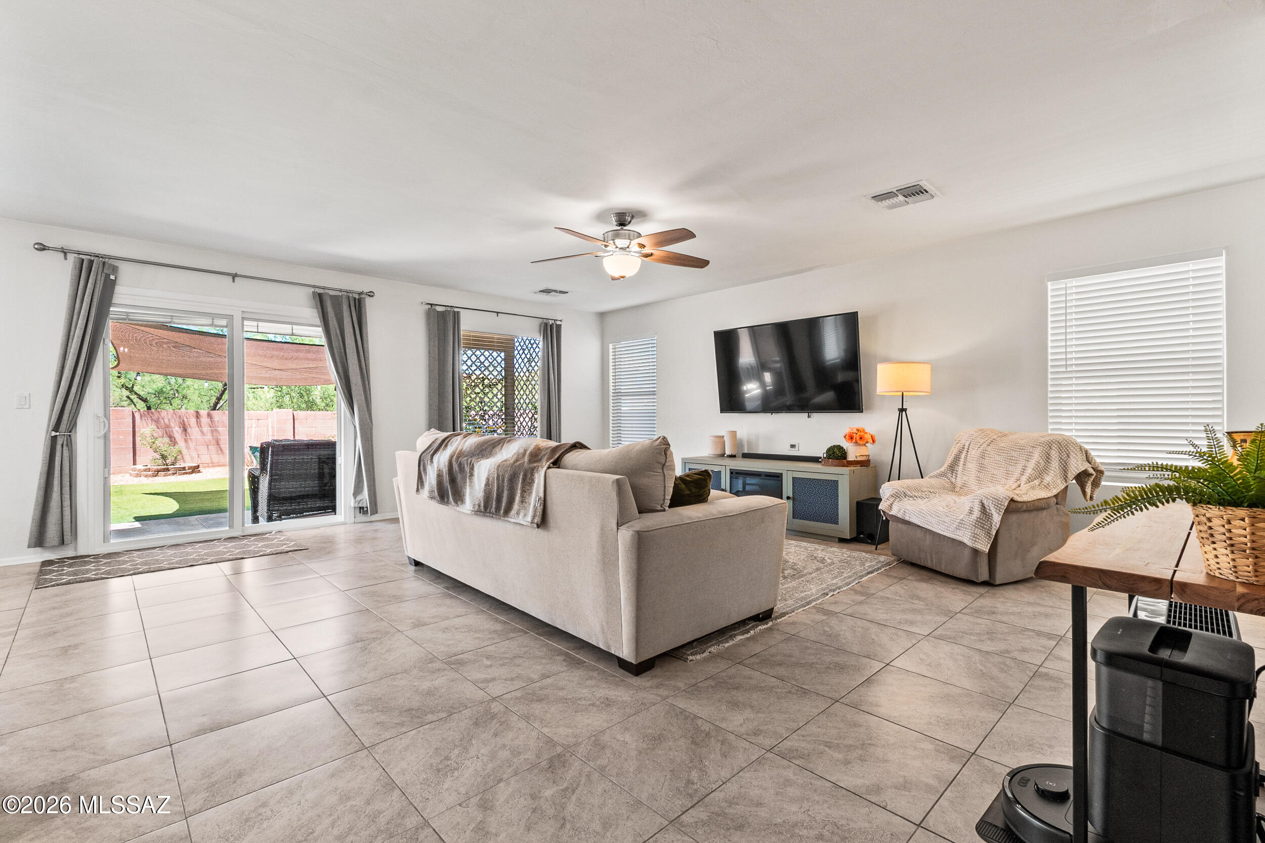 Los Arroyos Resub - Residential