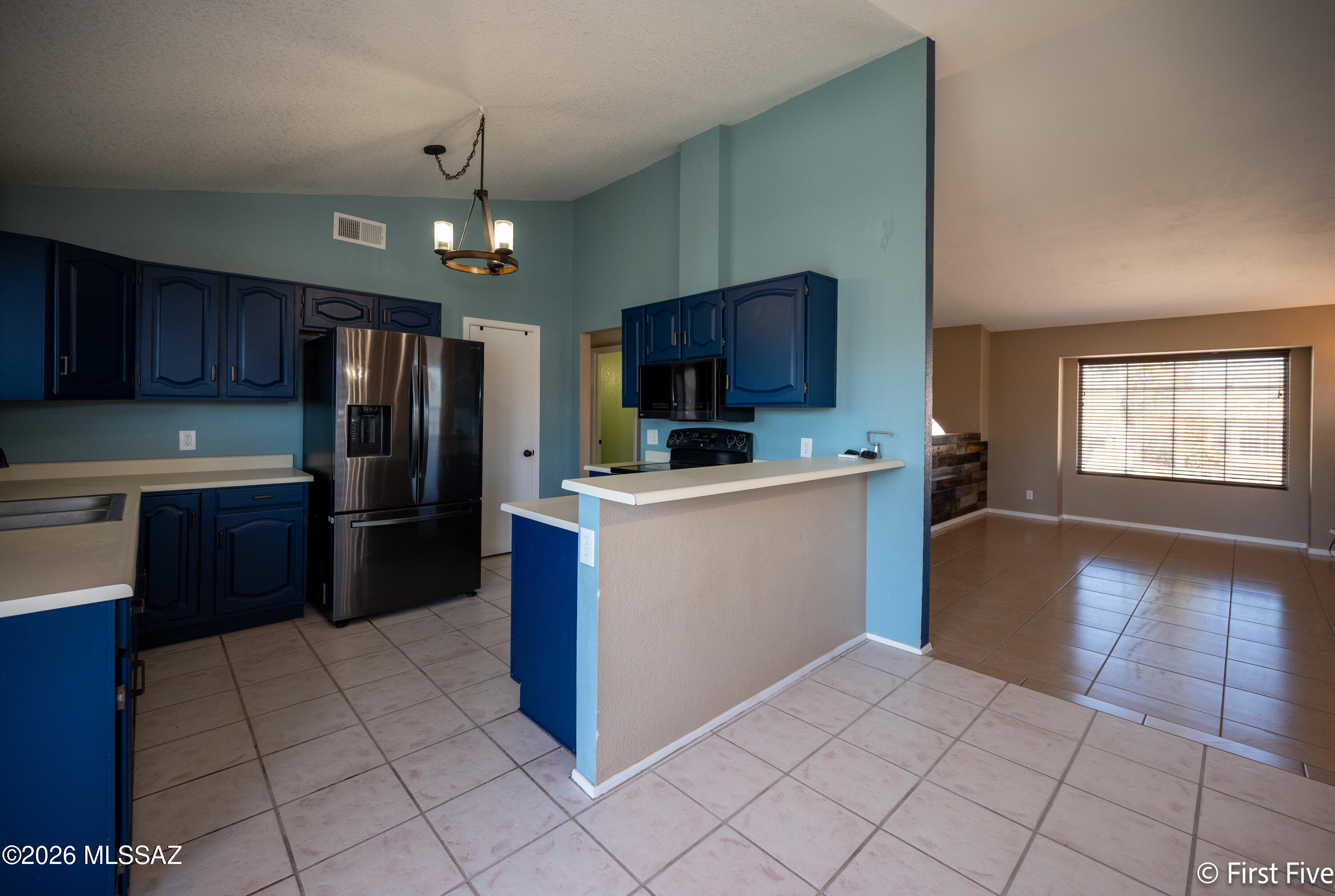 Countryside Terrace (240-398) - Residential Lease