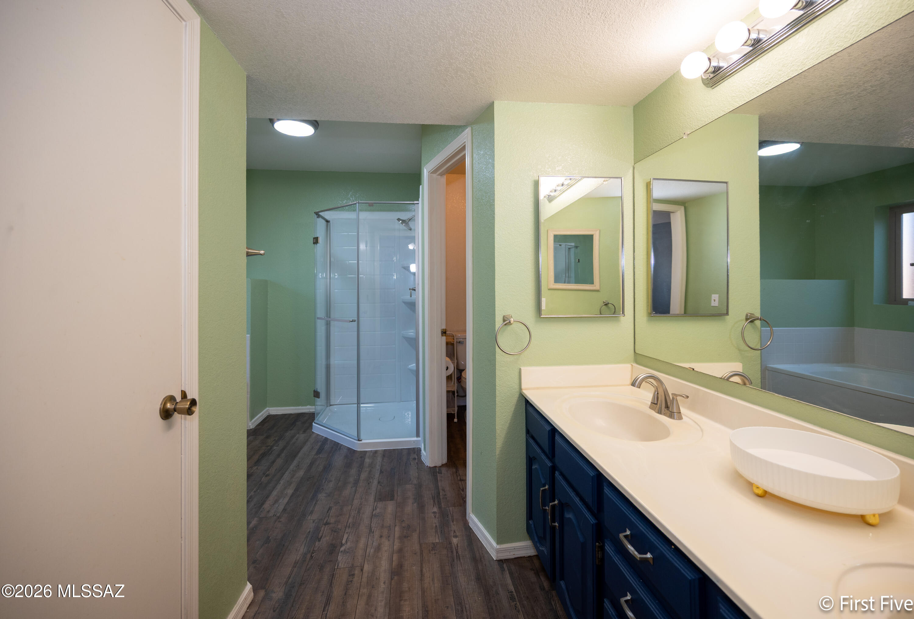 Countryside Terrace (240-398) - Residential Lease
