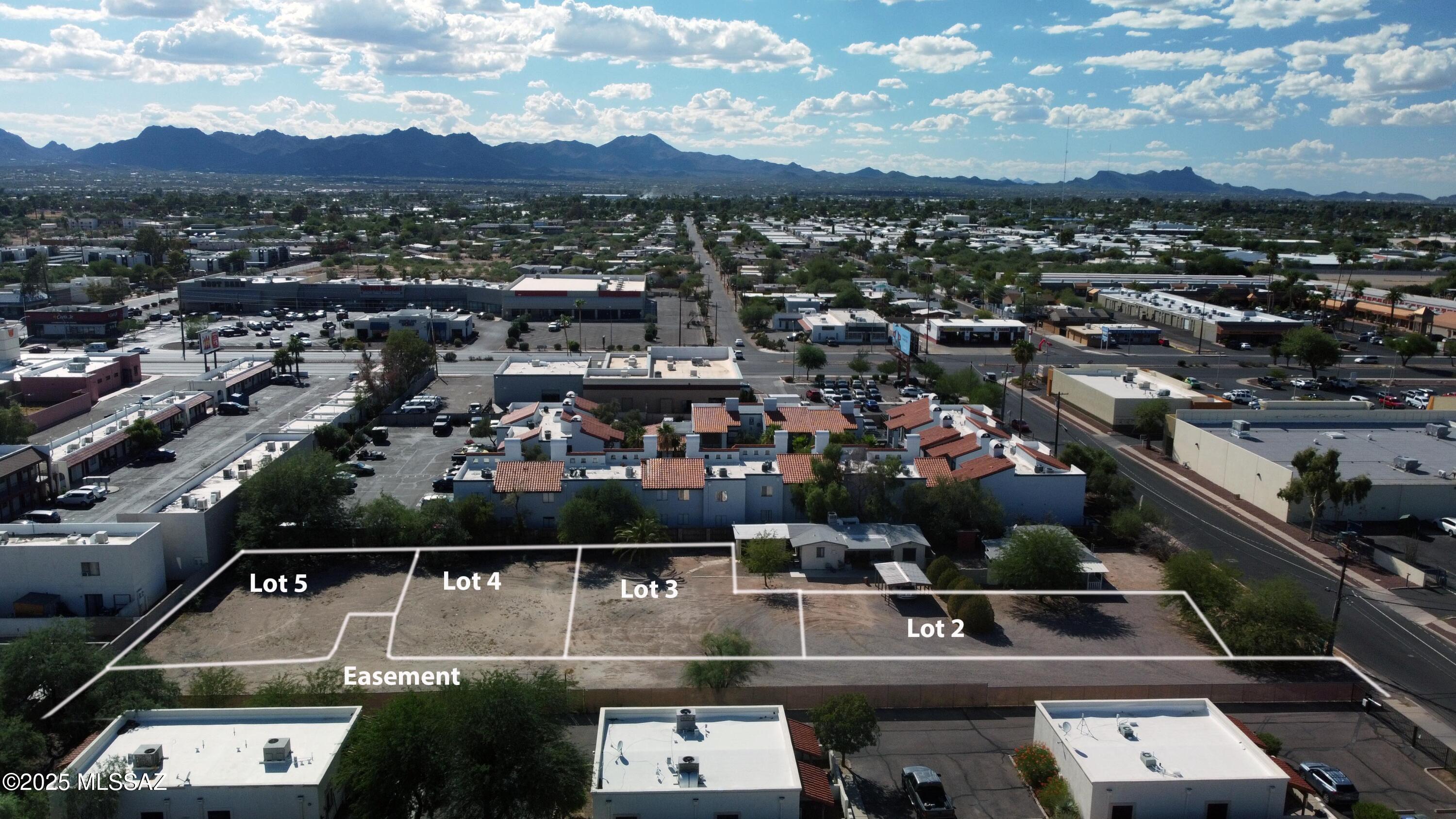 Attention Builders!! 4 lots platted to build a duplex on each lot or 2 SFR on each lot. Clean neighborhood, flat lots with utilities to the property line on a paved street. Centrally located for great access to transportation, many stores and schools. Investors are looking for multifamily opportunities to purchase.