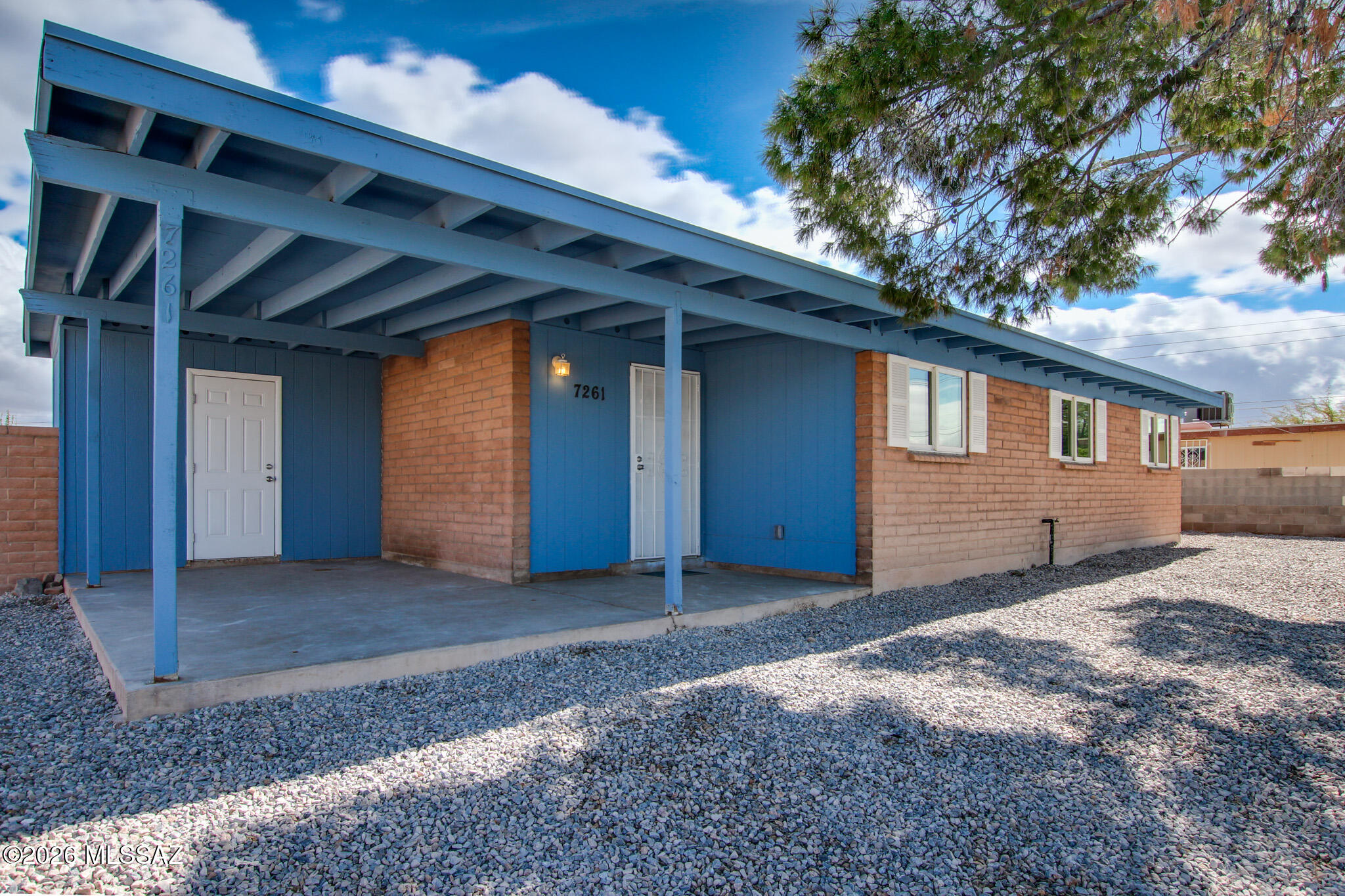 Mission Heights (235-305) - Residential
