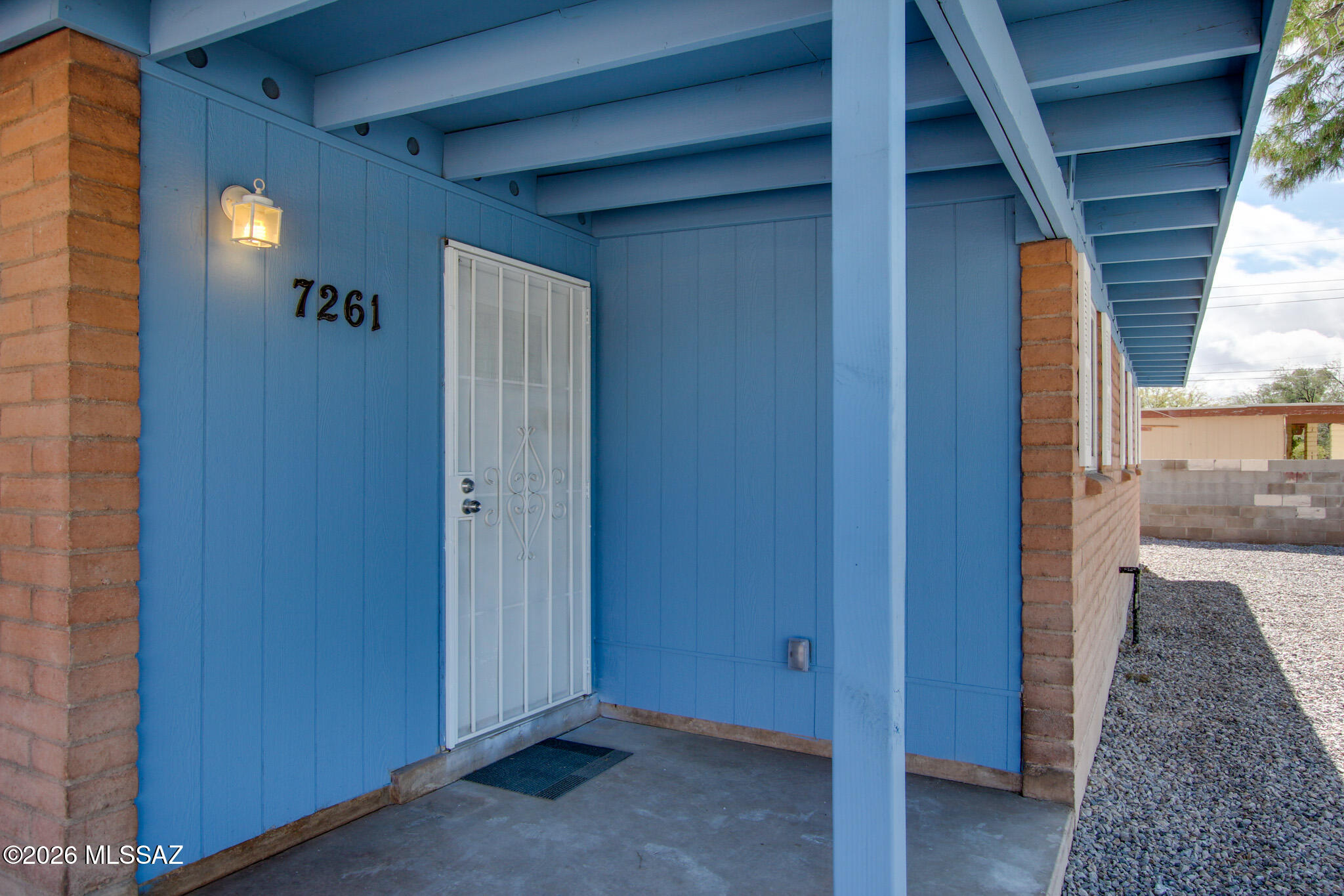 Mission Heights (235-305) - Residential