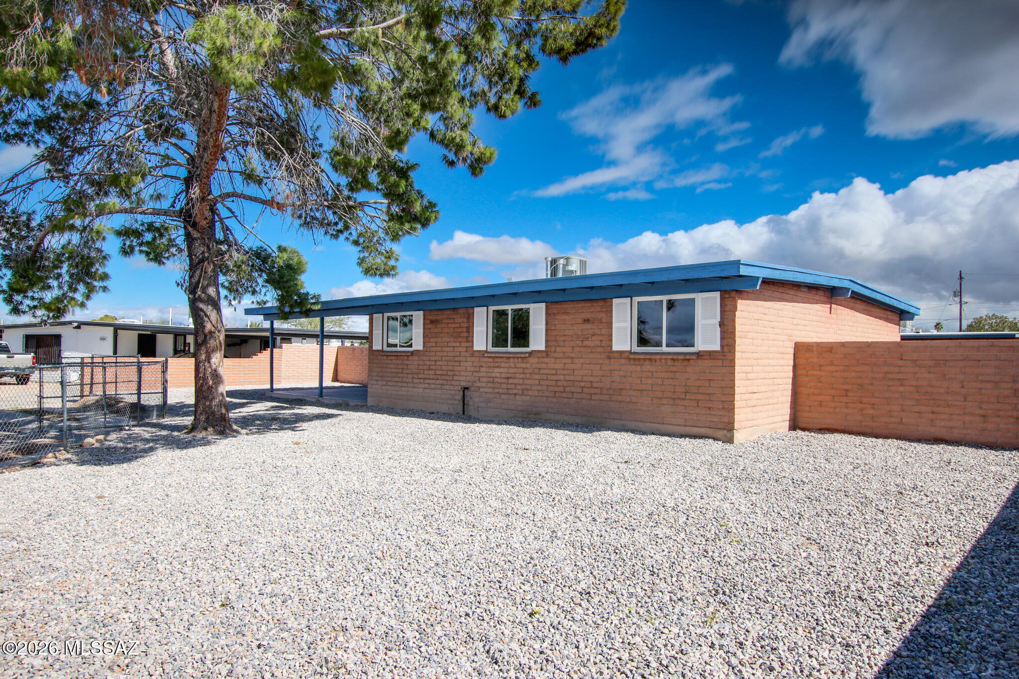Mission Heights (235-305) - Residential
