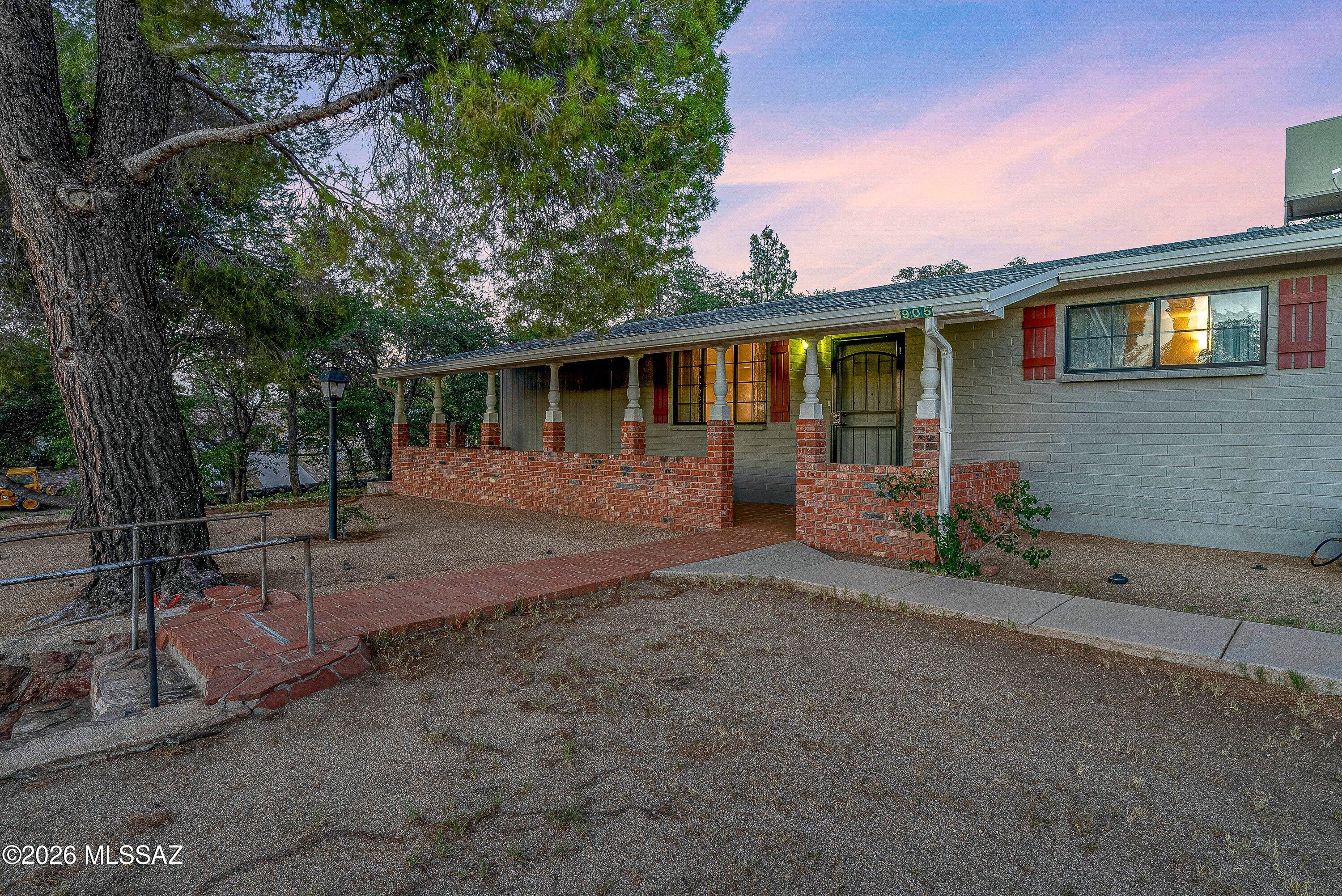 Los Robles Estates - Residential