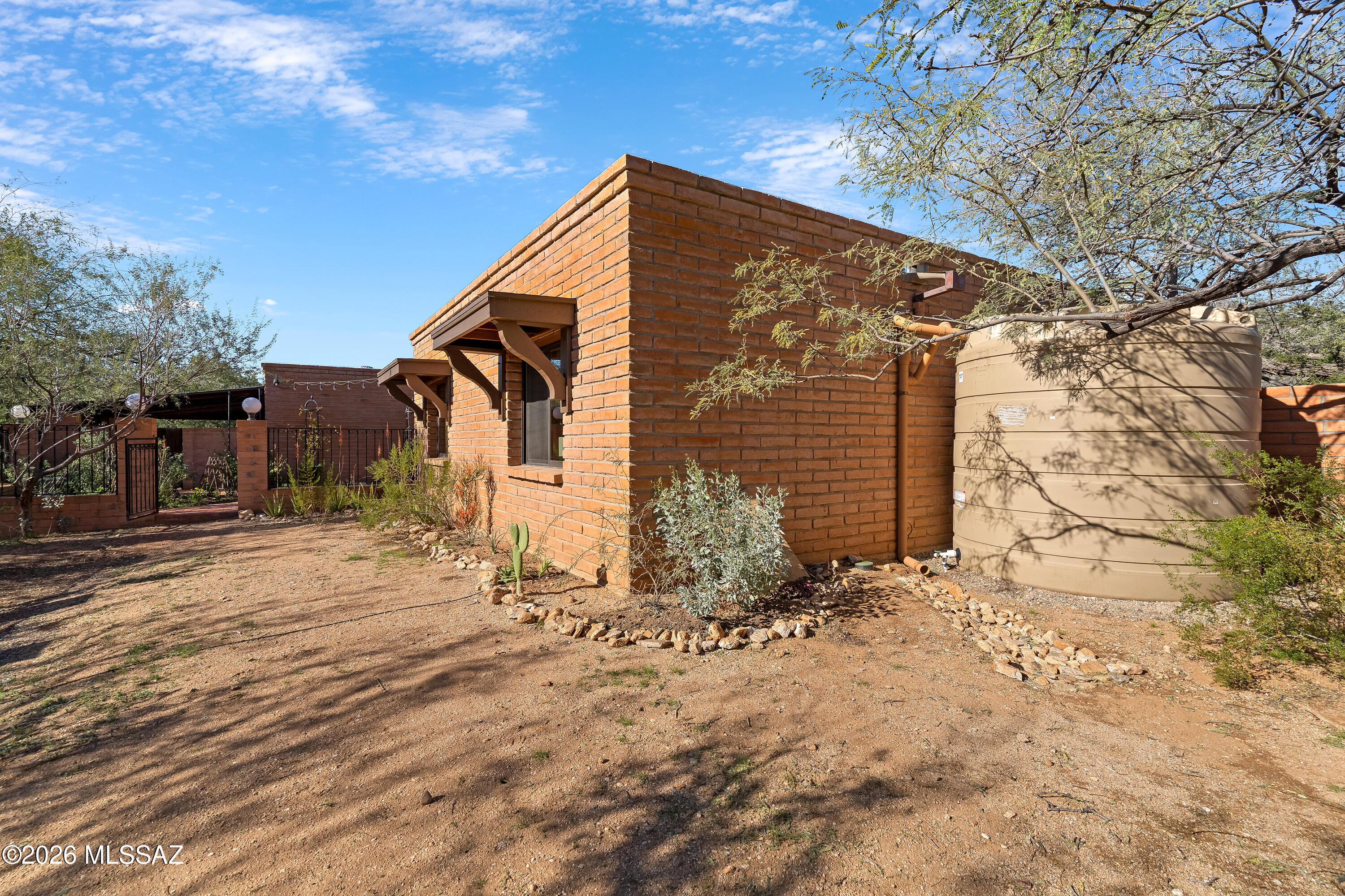 Sabino Town And Country Estates (1-77) - Residential