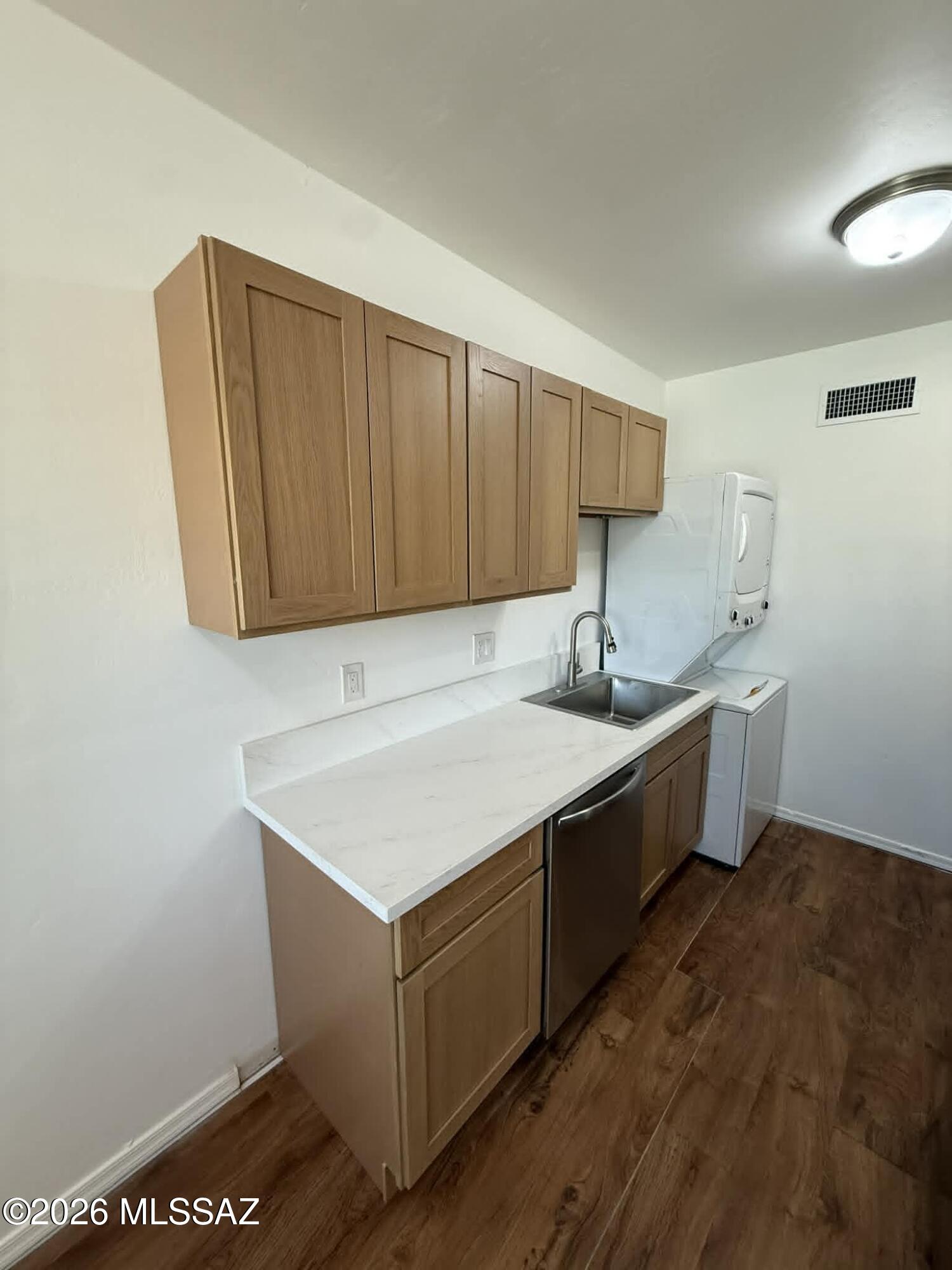 Hedrick Acreage Tract NO 3 - Residential Lease