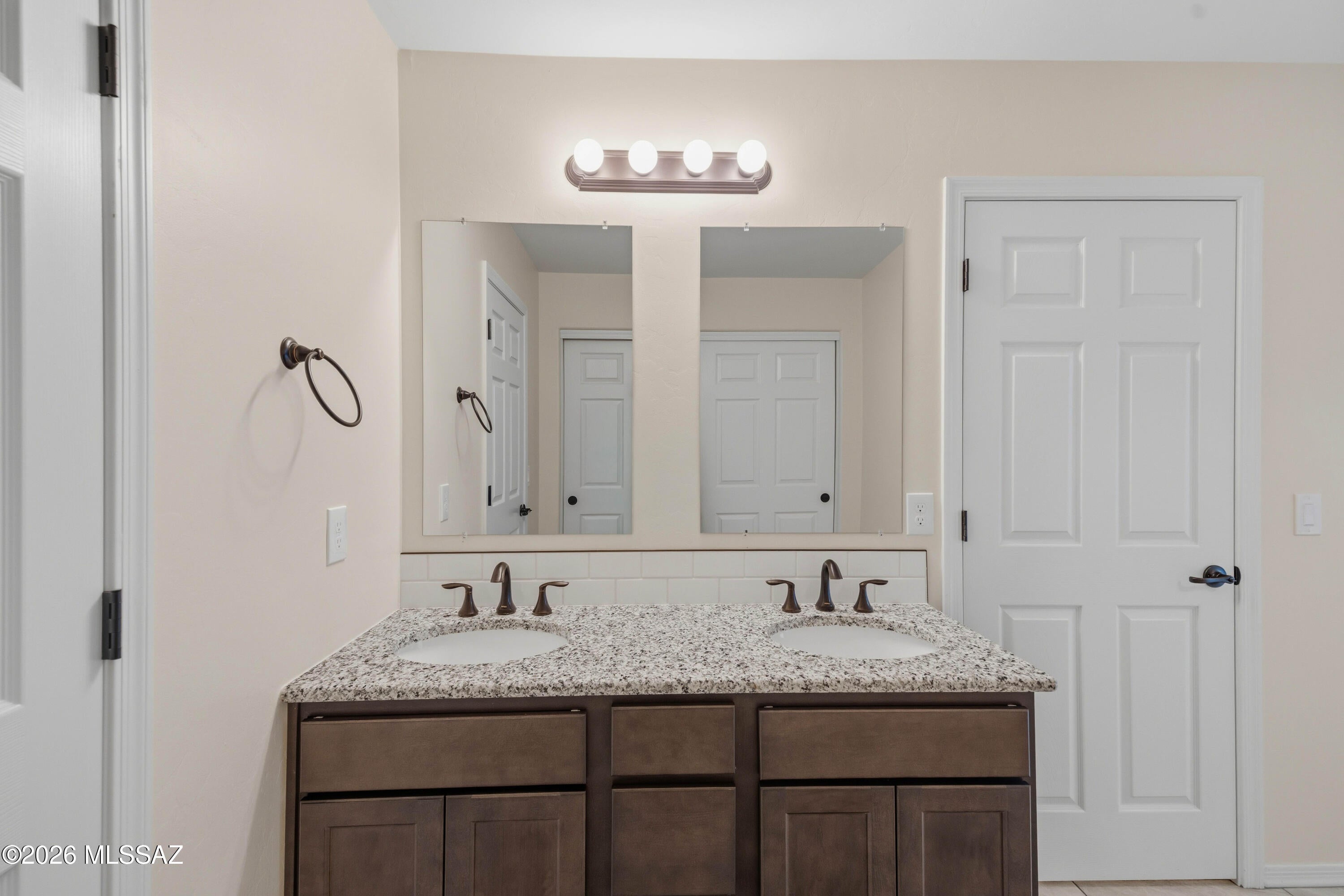 New Tucson Unit NO. 30 - Residential