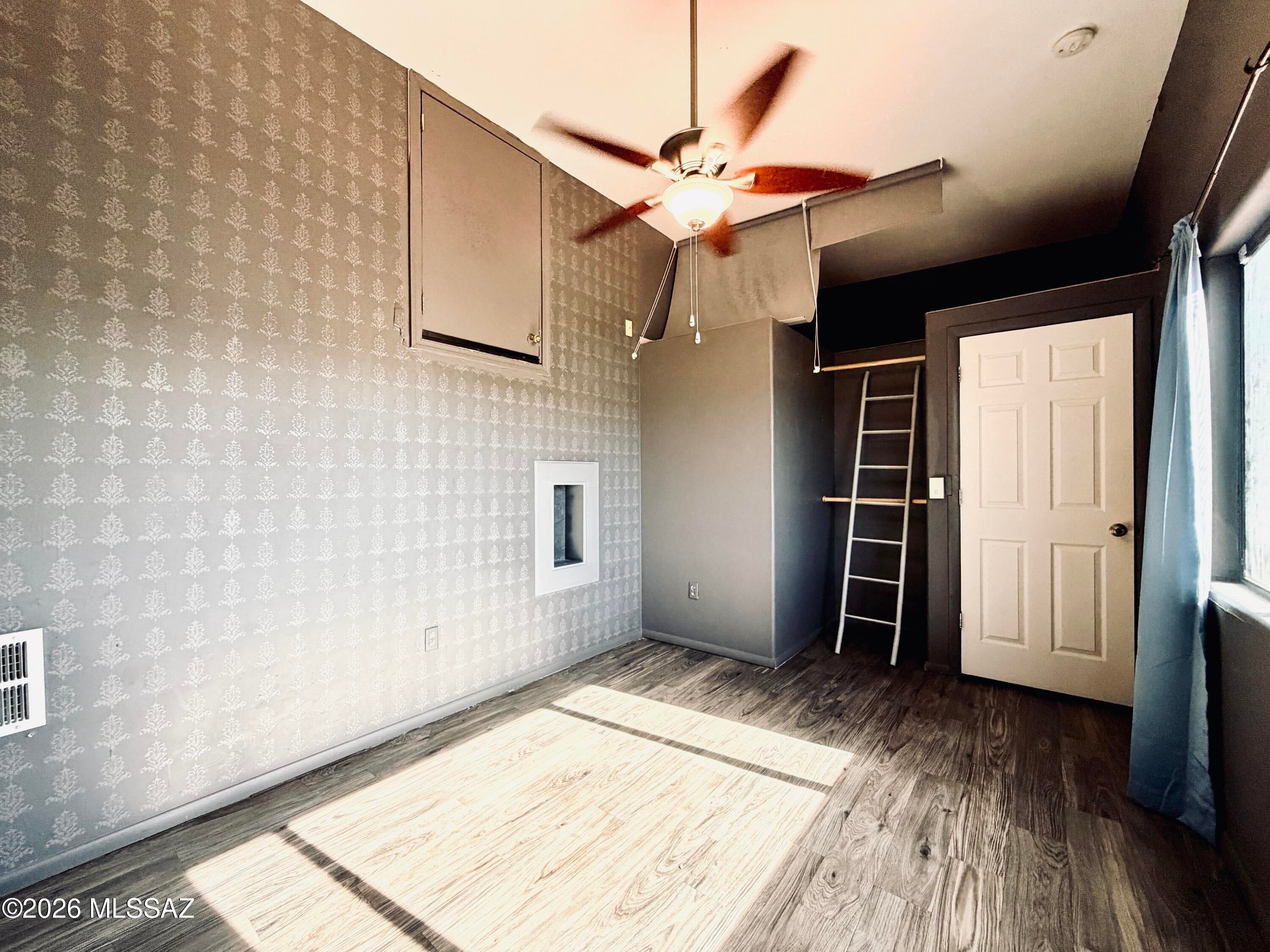 Paradise Mountain Estates - Residential Lease