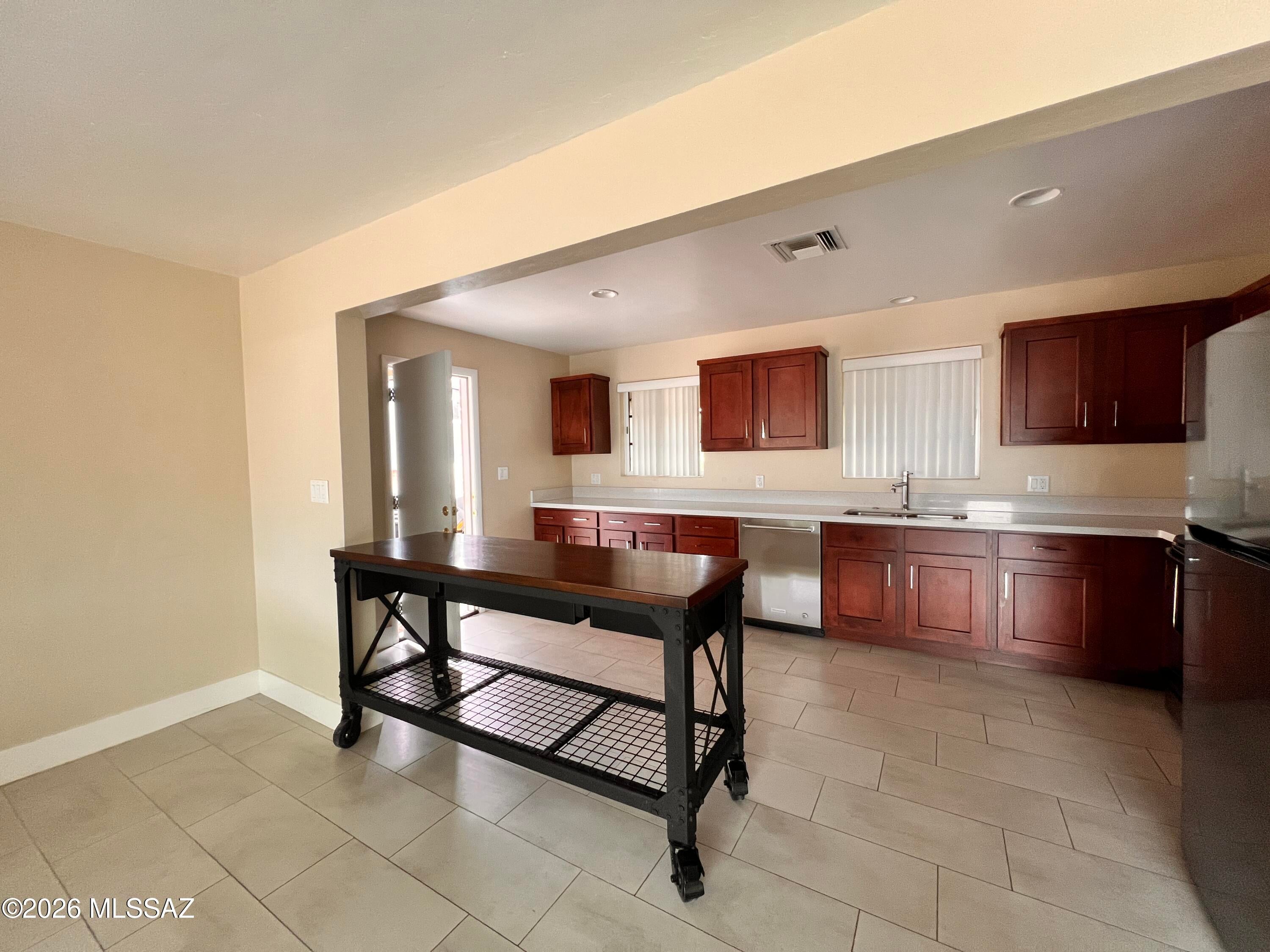 Highland Vista - Residential Lease