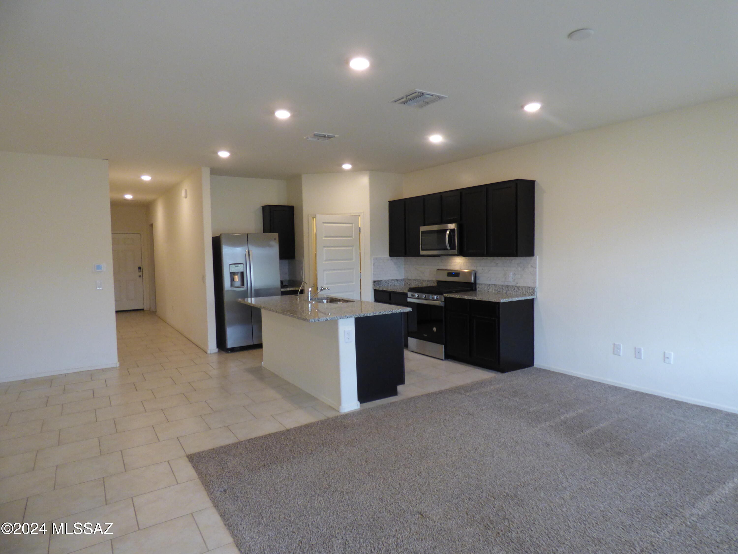Saguaro Bloom - Residential Lease