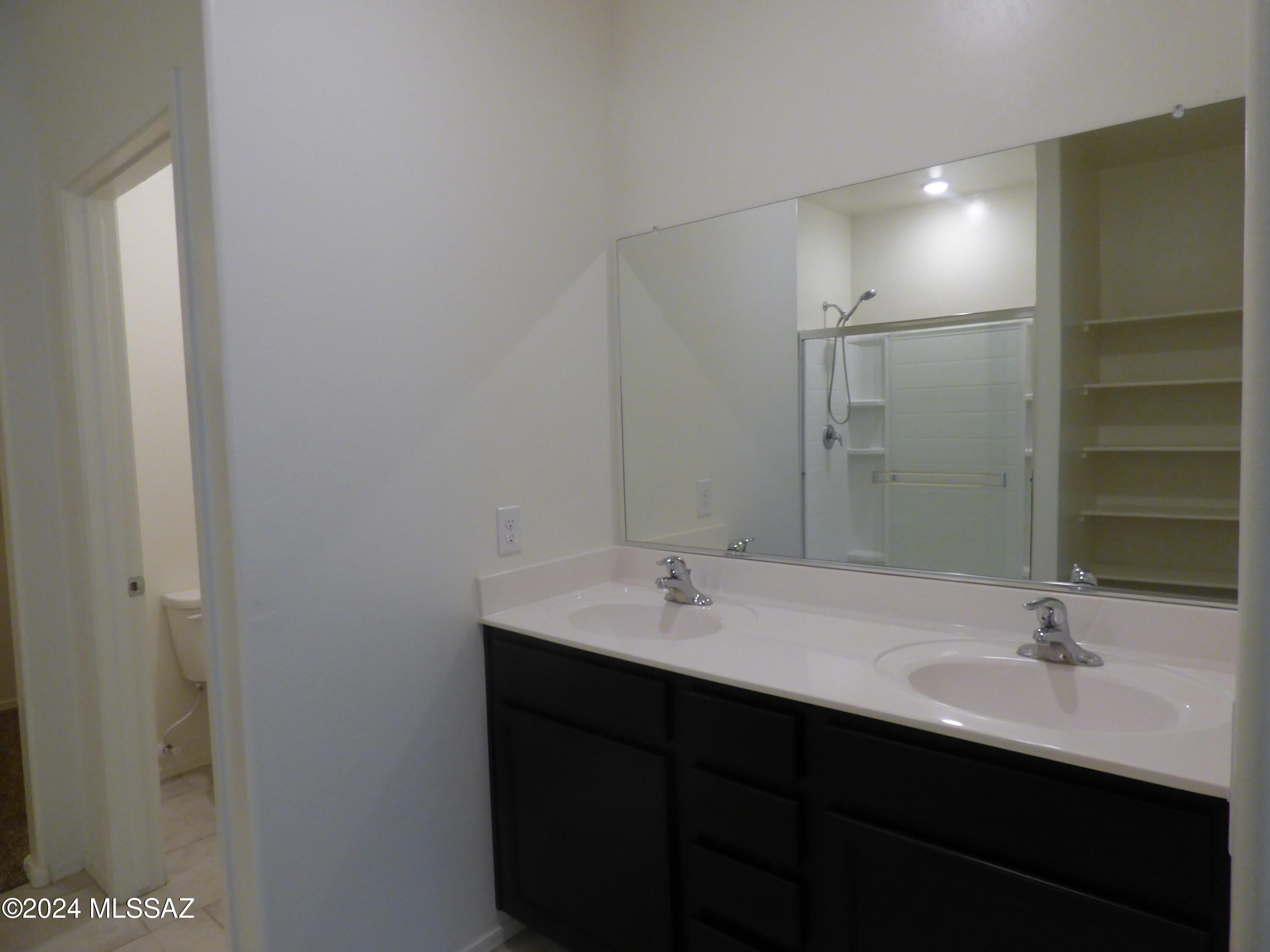 Saguaro Bloom - Residential Lease