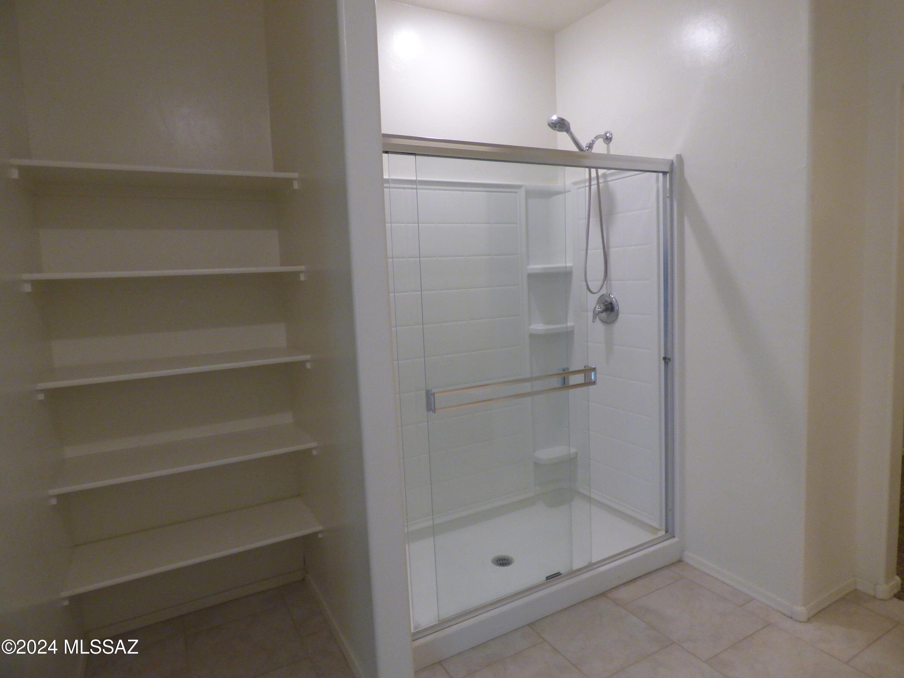 Saguaro Bloom - Residential Lease