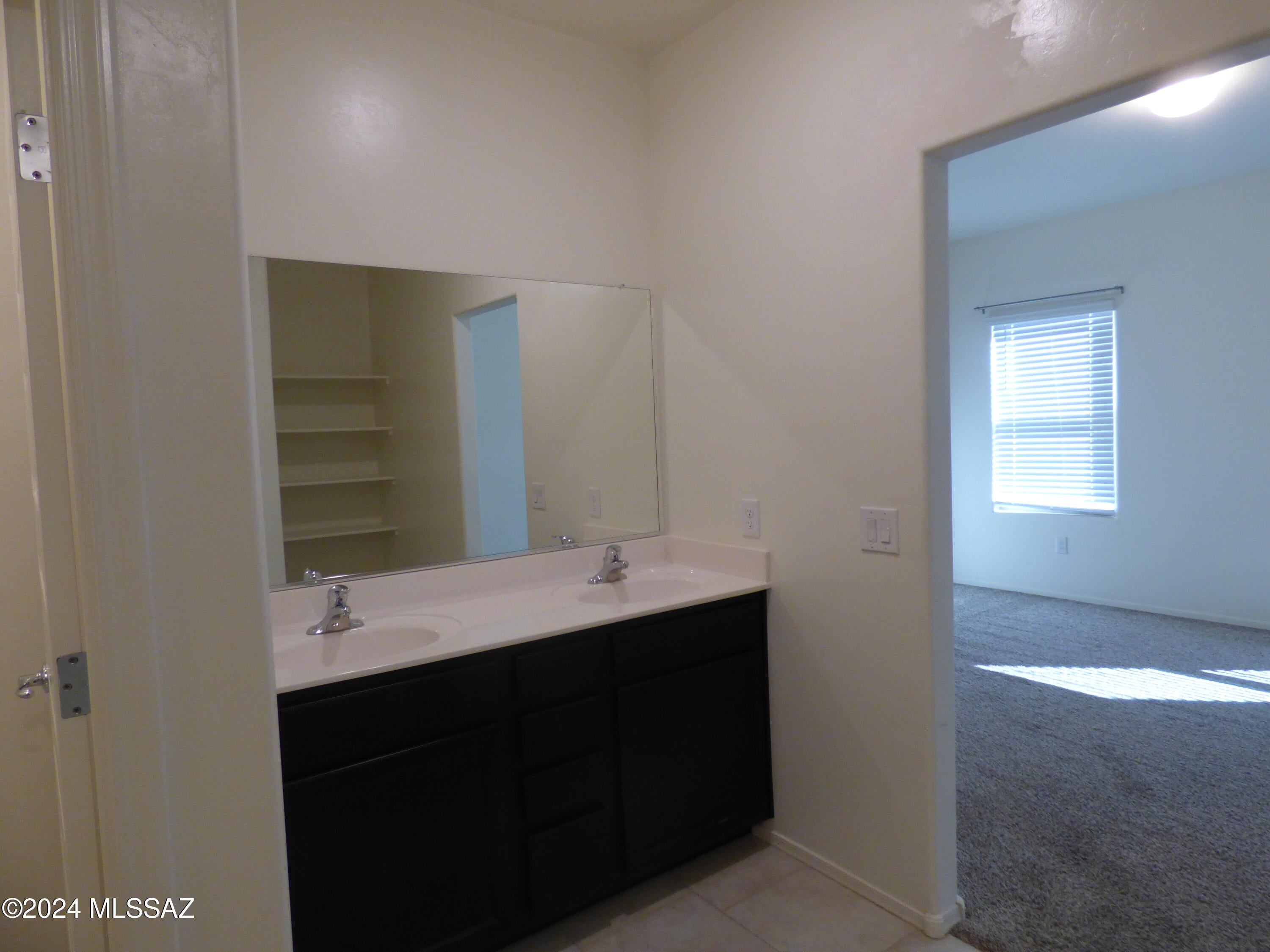 Saguaro Bloom - Residential Lease