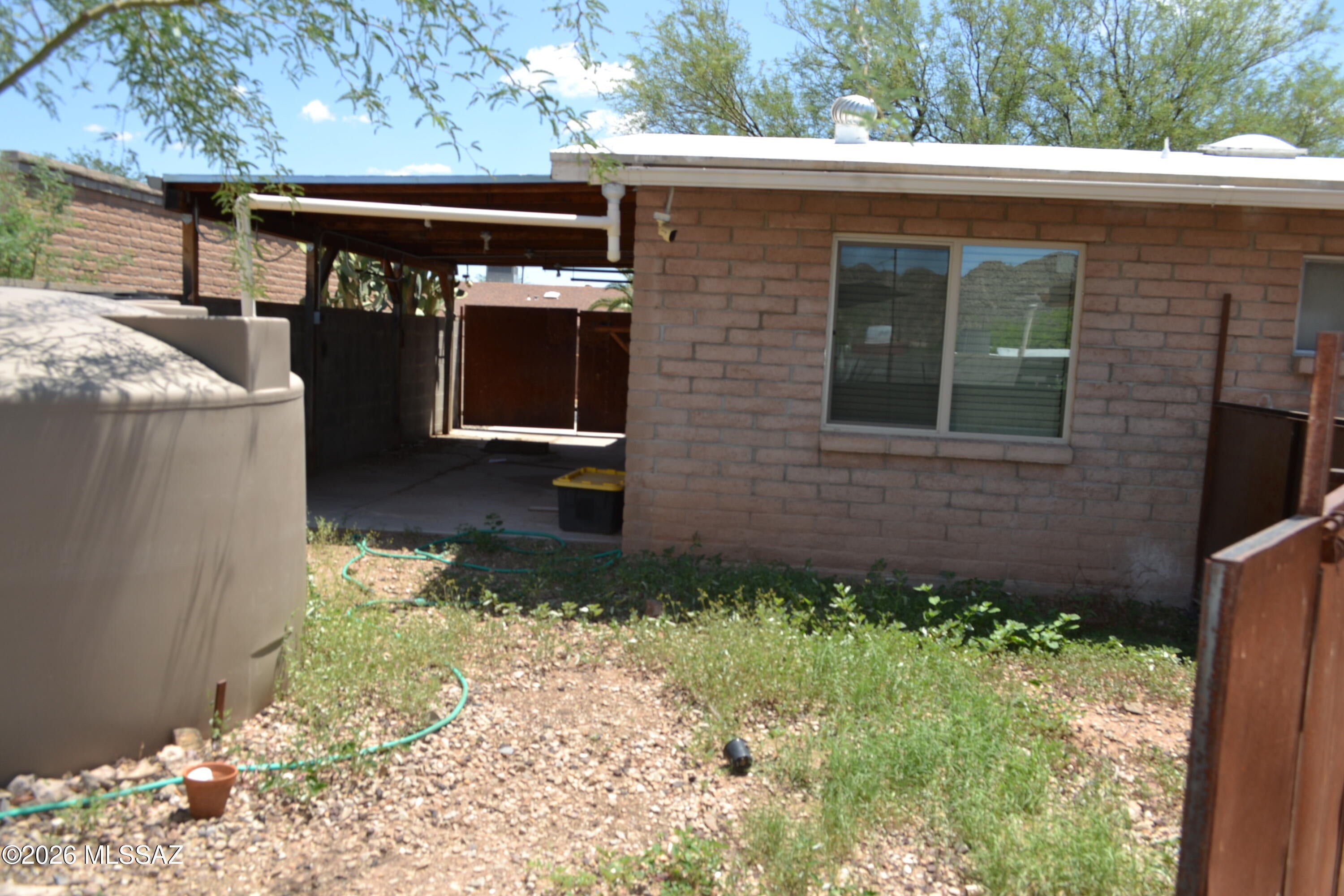 Westview(1-142) - Residential Lease