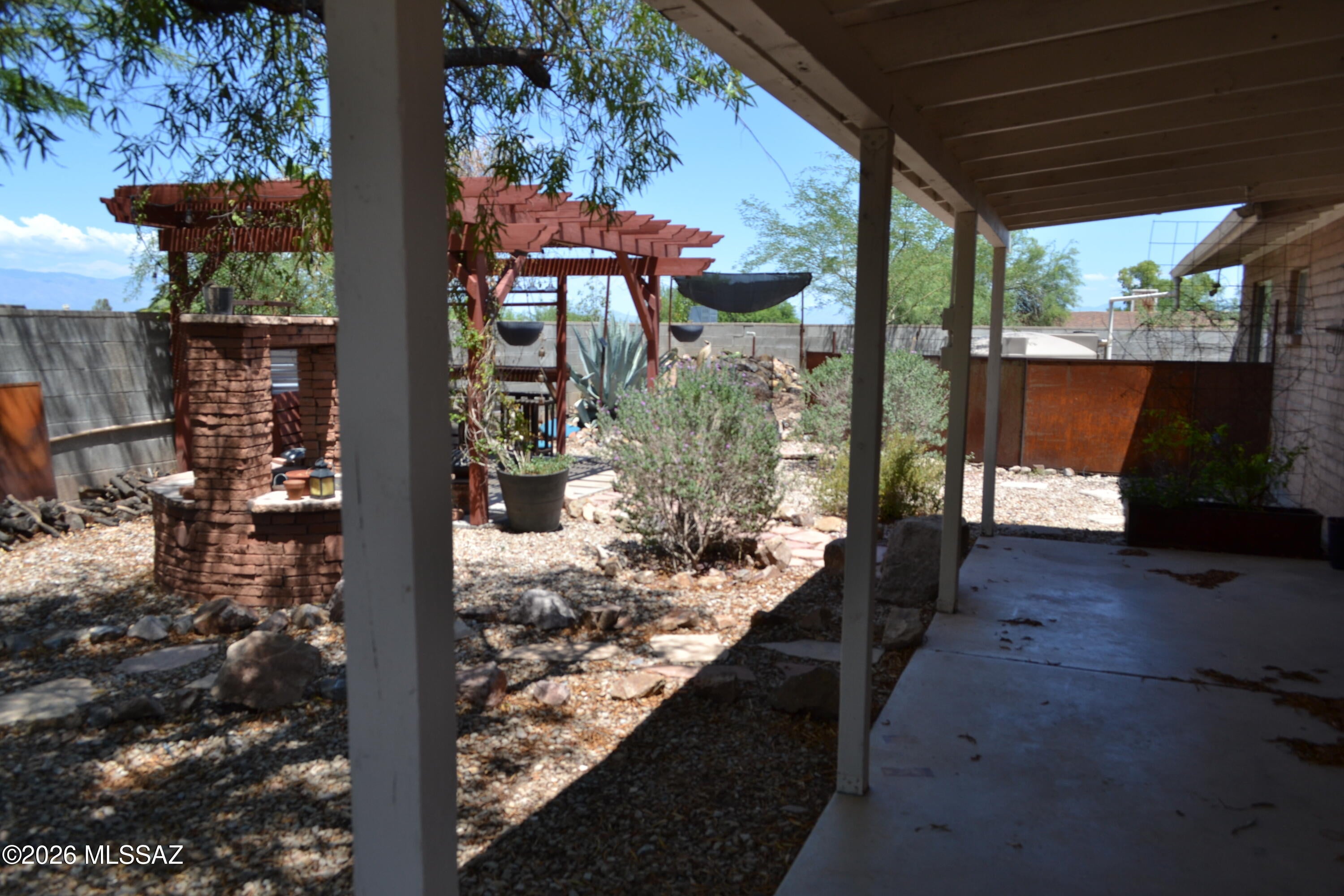 Westview(1-142) - Residential Lease