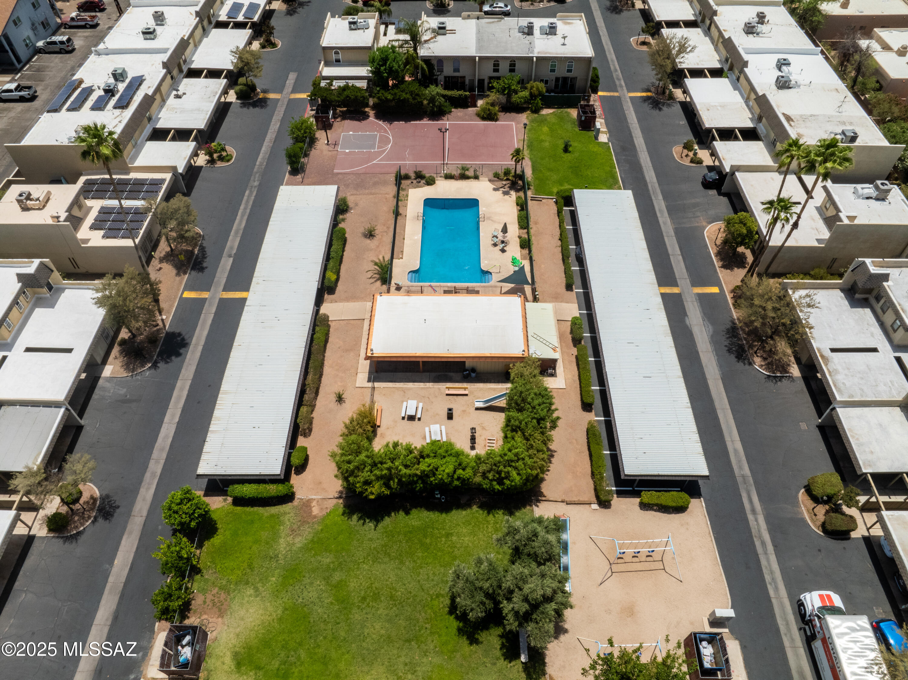 Valle Cereza (1-59) - Residential