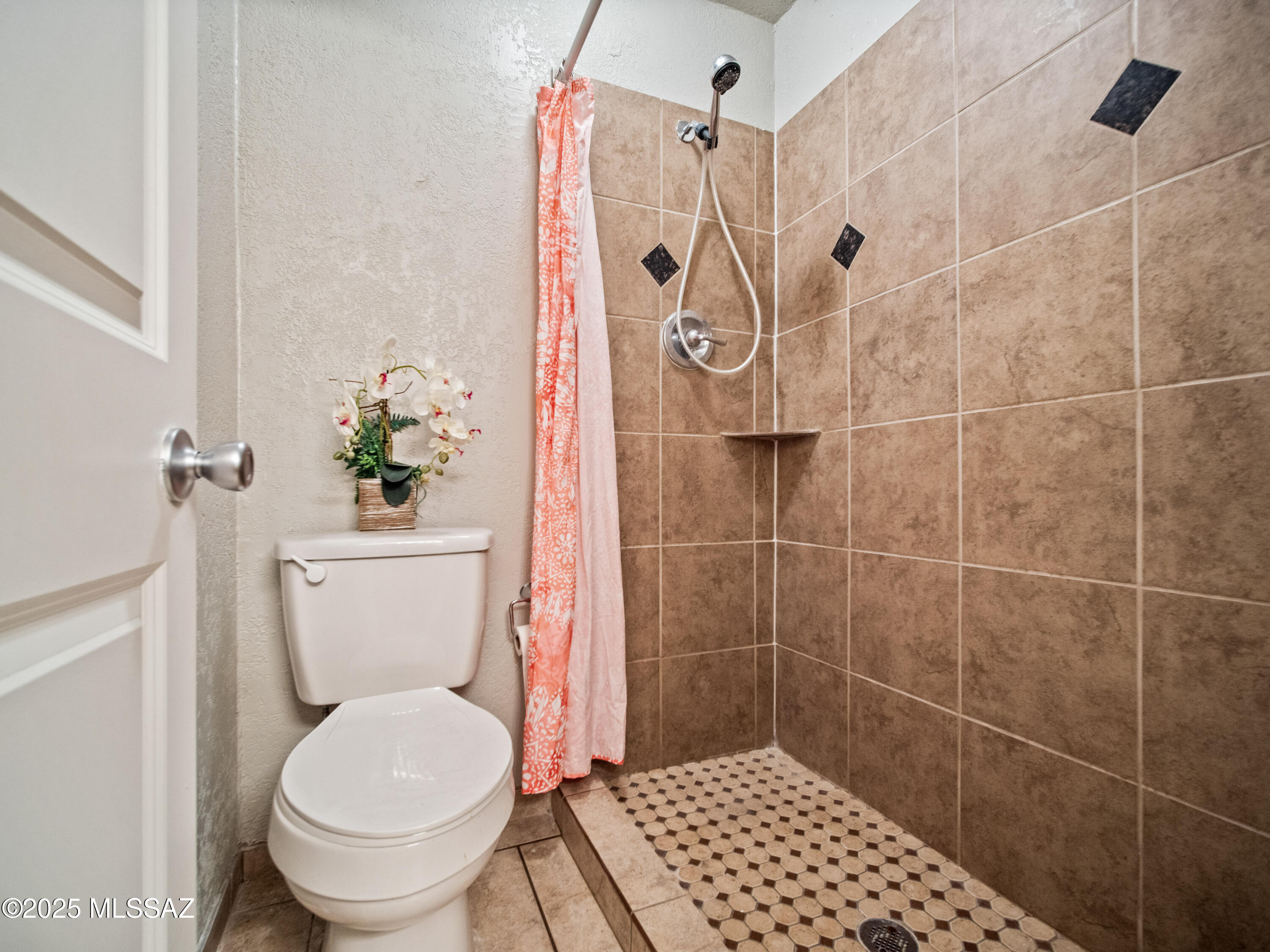 Valle Cereza (1-59) - Residential