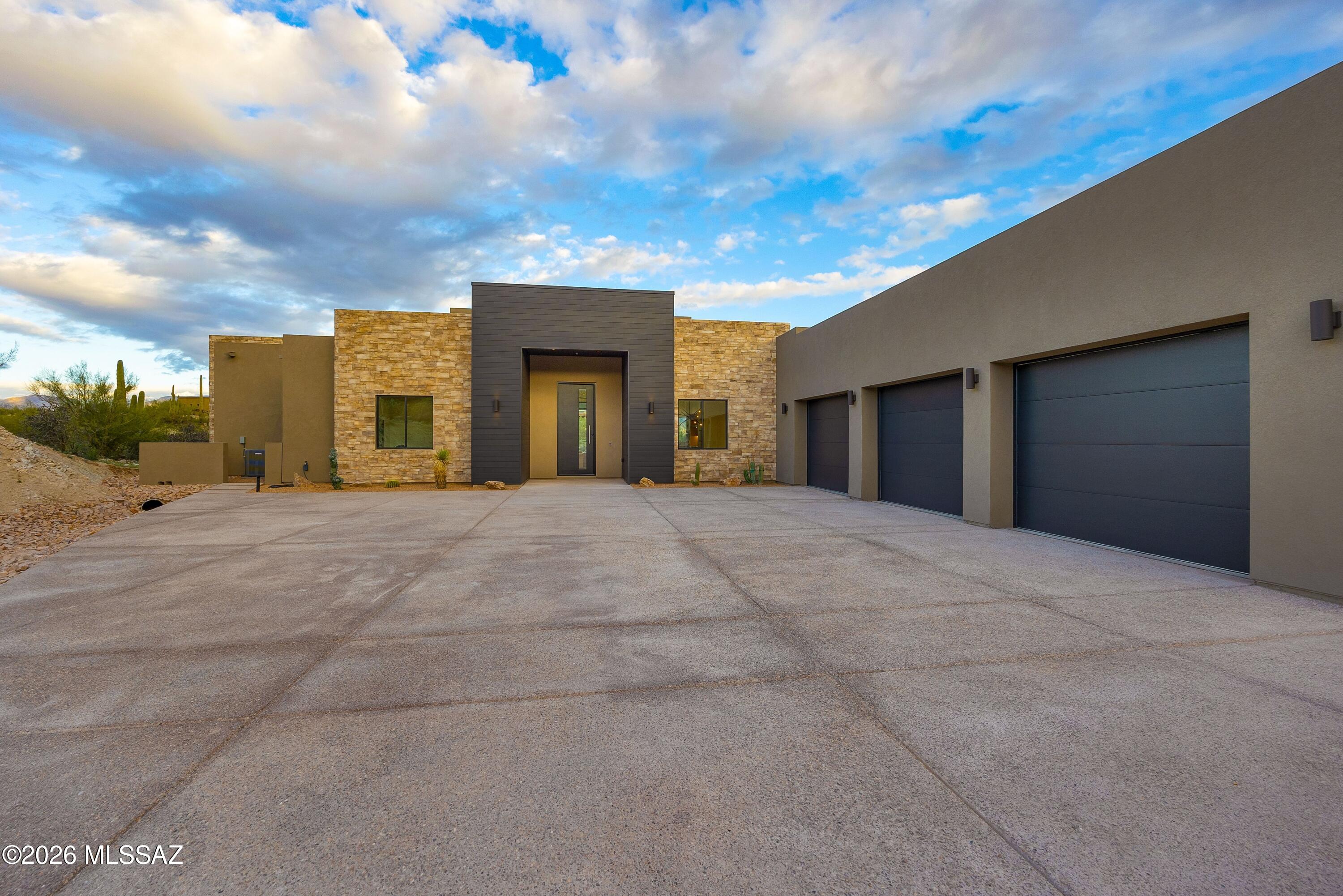 Stone Canyon VI - Residential