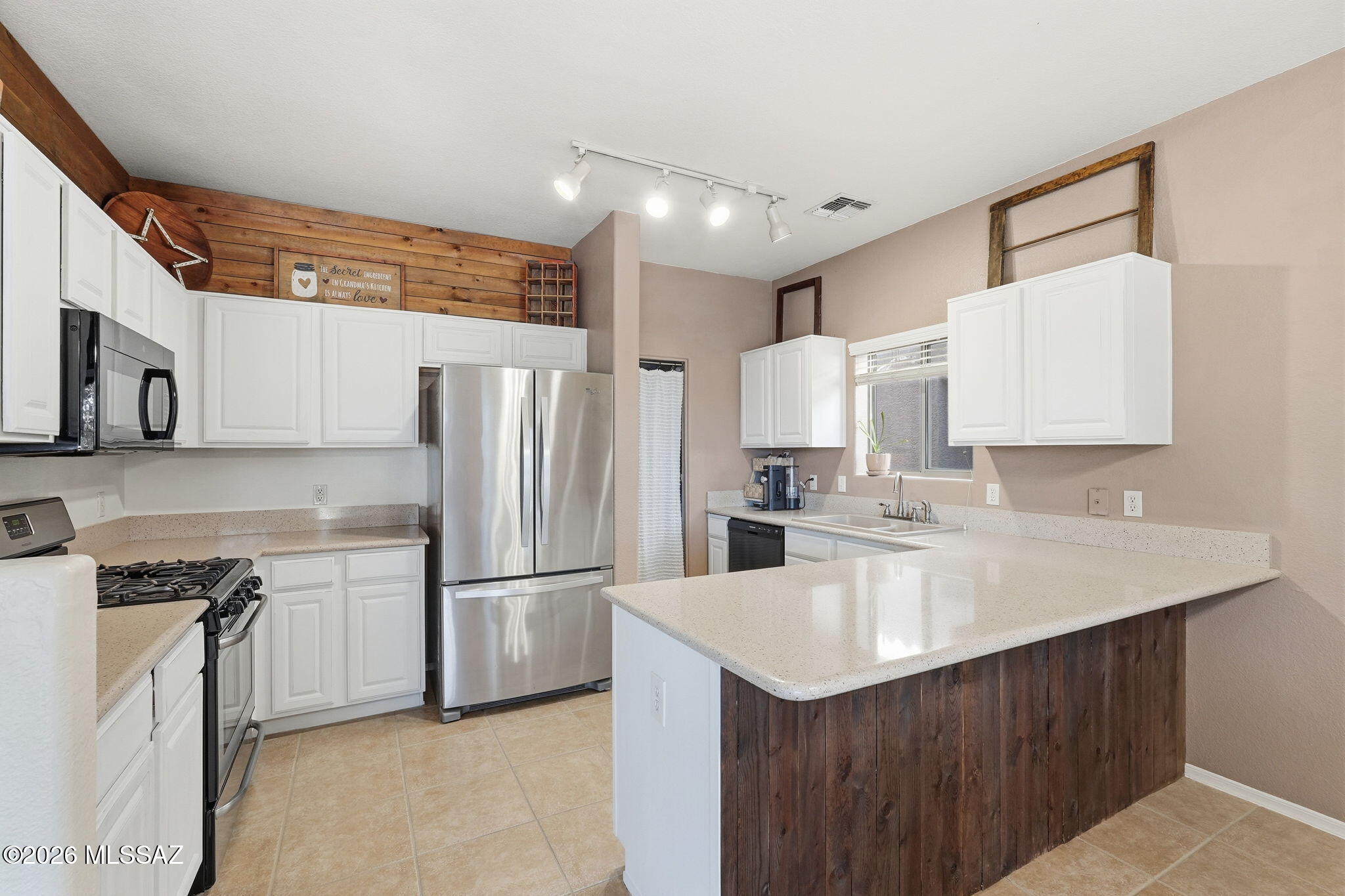 Empire Heights (1-241) - Residential