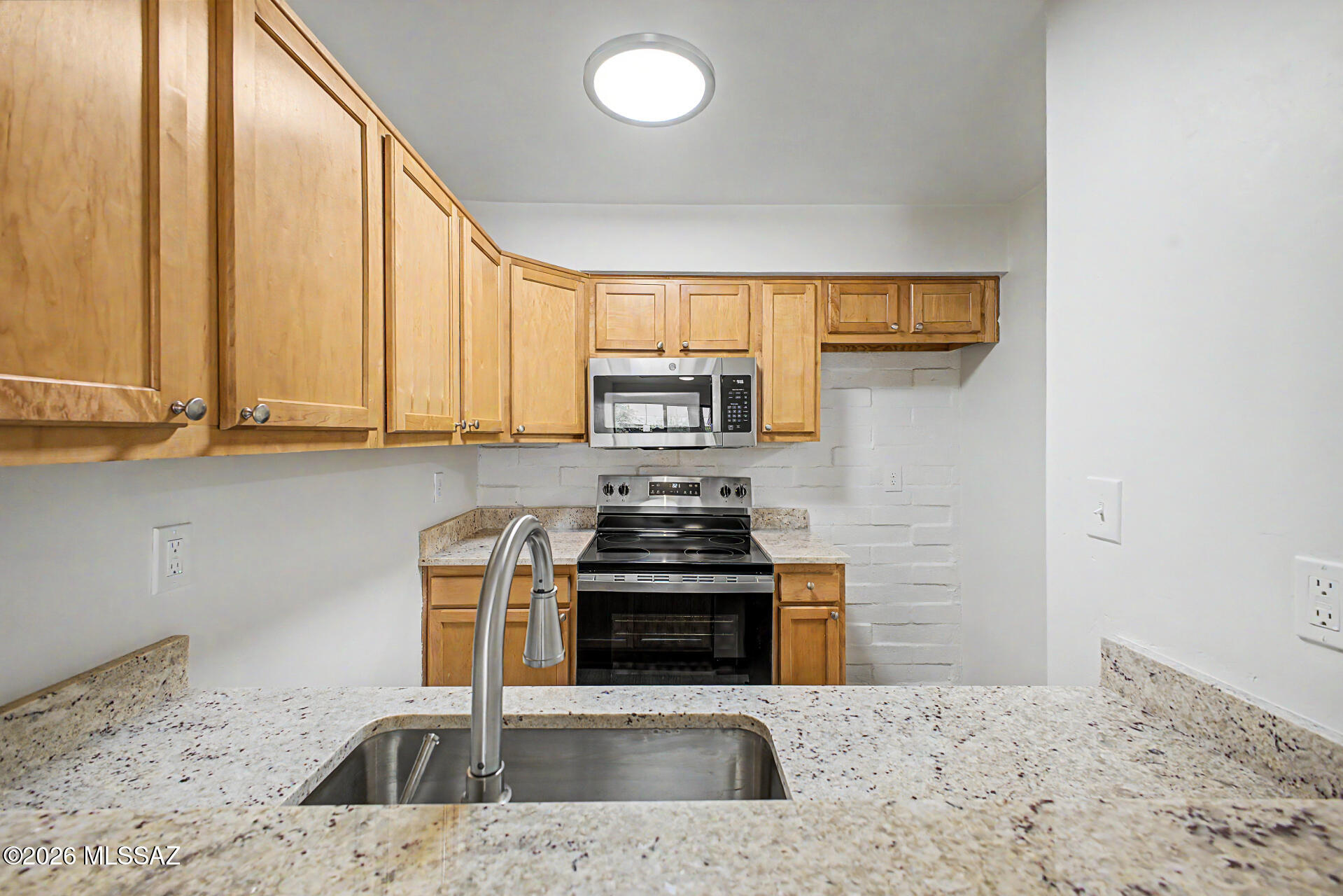 Live in the heart of the University of Arizona area in this beautifully fully remodeled 2 bedroom, 2 bathroom condo! Featuring modern finishes throughout, this stunning unit stands out as one of the best in the complex. Enjoy an open and inviting layout, upgraded kitchen and baths, and move-in ready convenience. Community amenities offer resort-style living, while the HOA covers water for added value and ease. Perfect for students, professionals, or investors, this property can be used as a rental, making it an incredible opportunity in a prime central location close to campus, dining, shopping, and entertainment! Parking spot #34