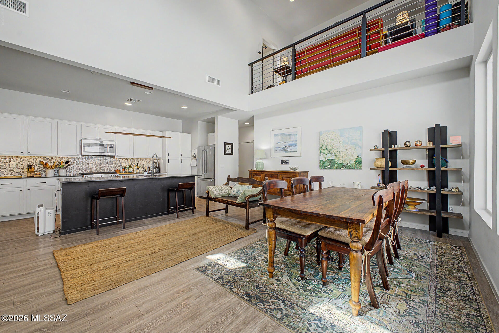 Camino Modern - Residential