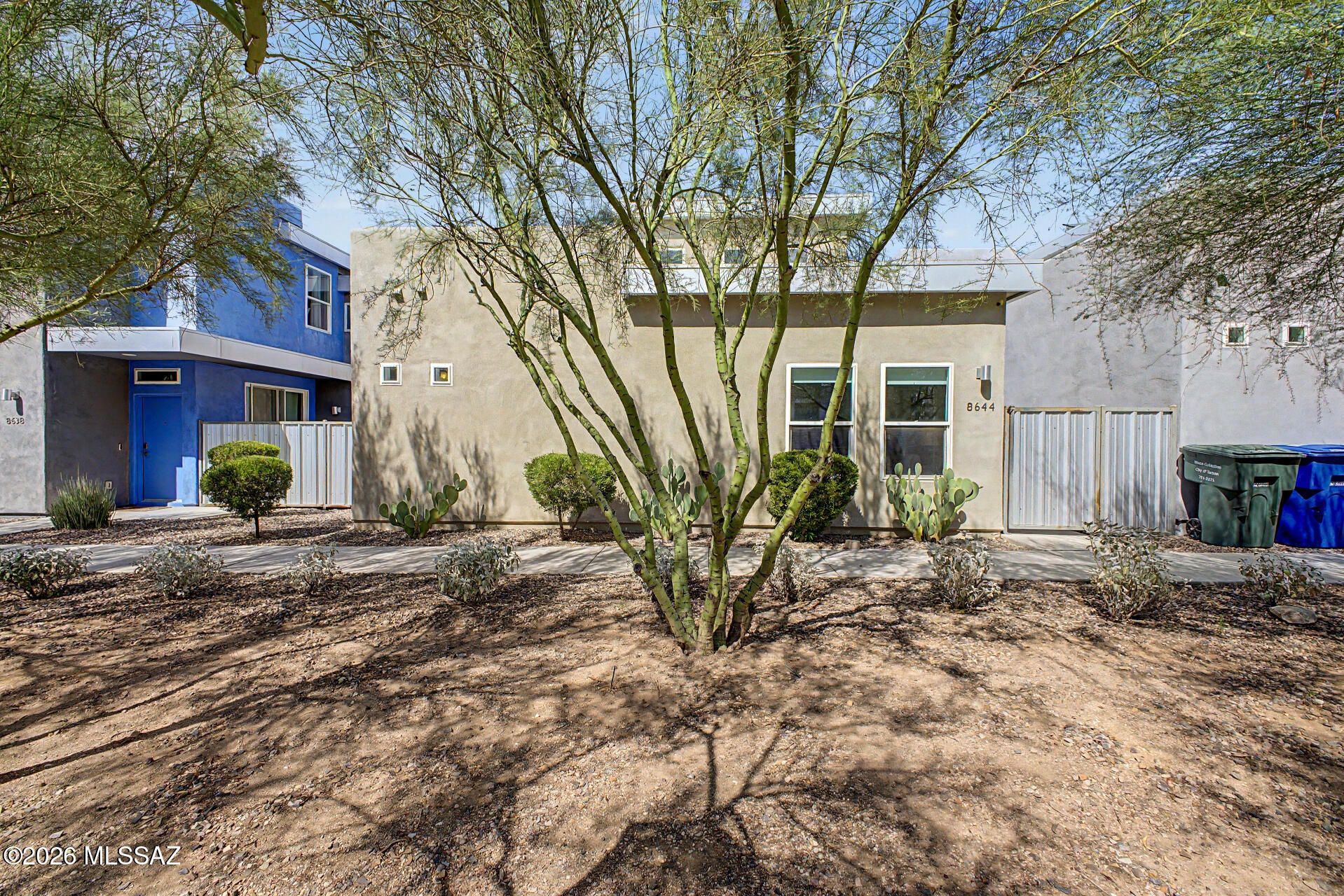 Camino Modern - Residential