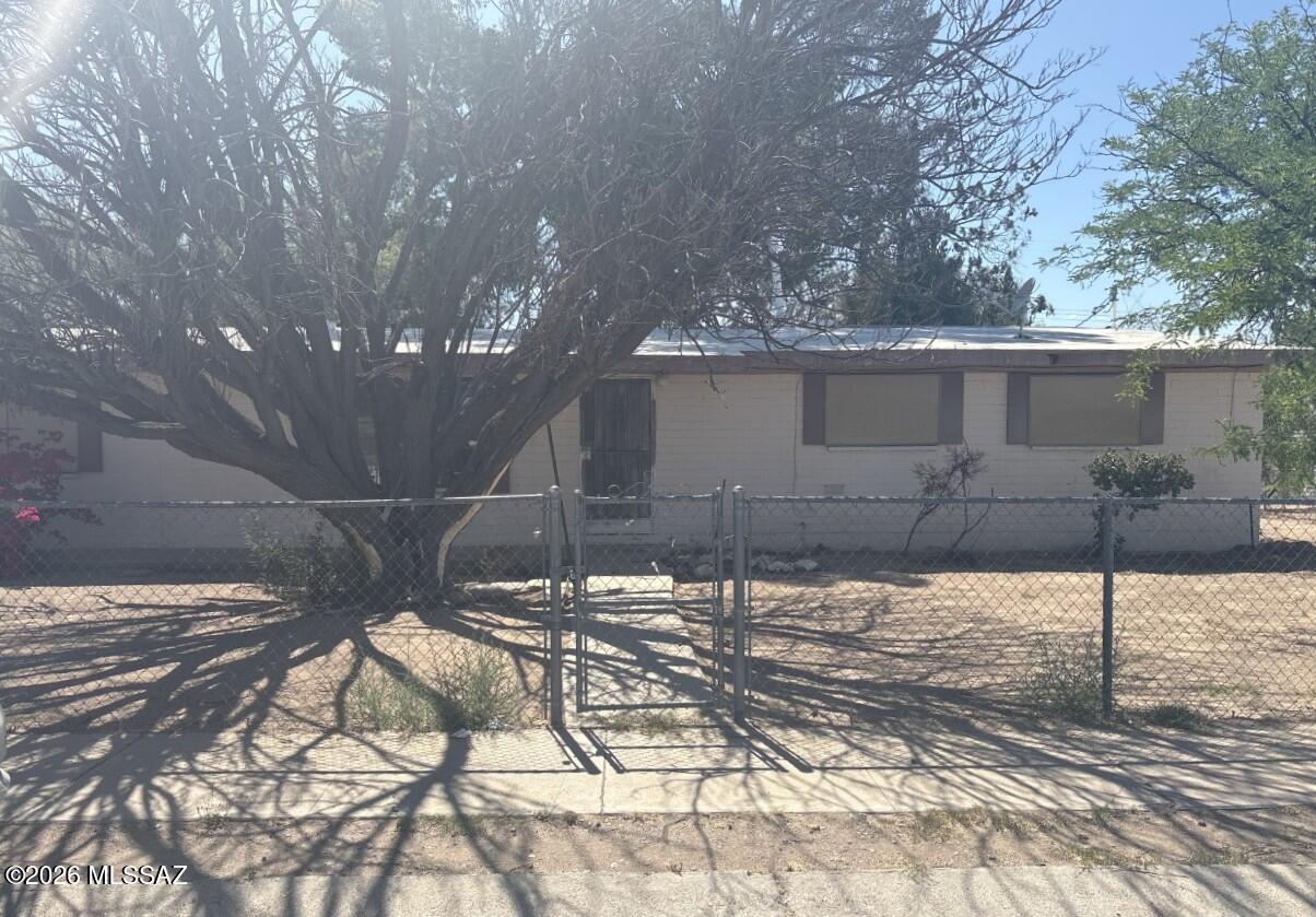 Manzanita Manor Bk(1,2,3,4) - Residential