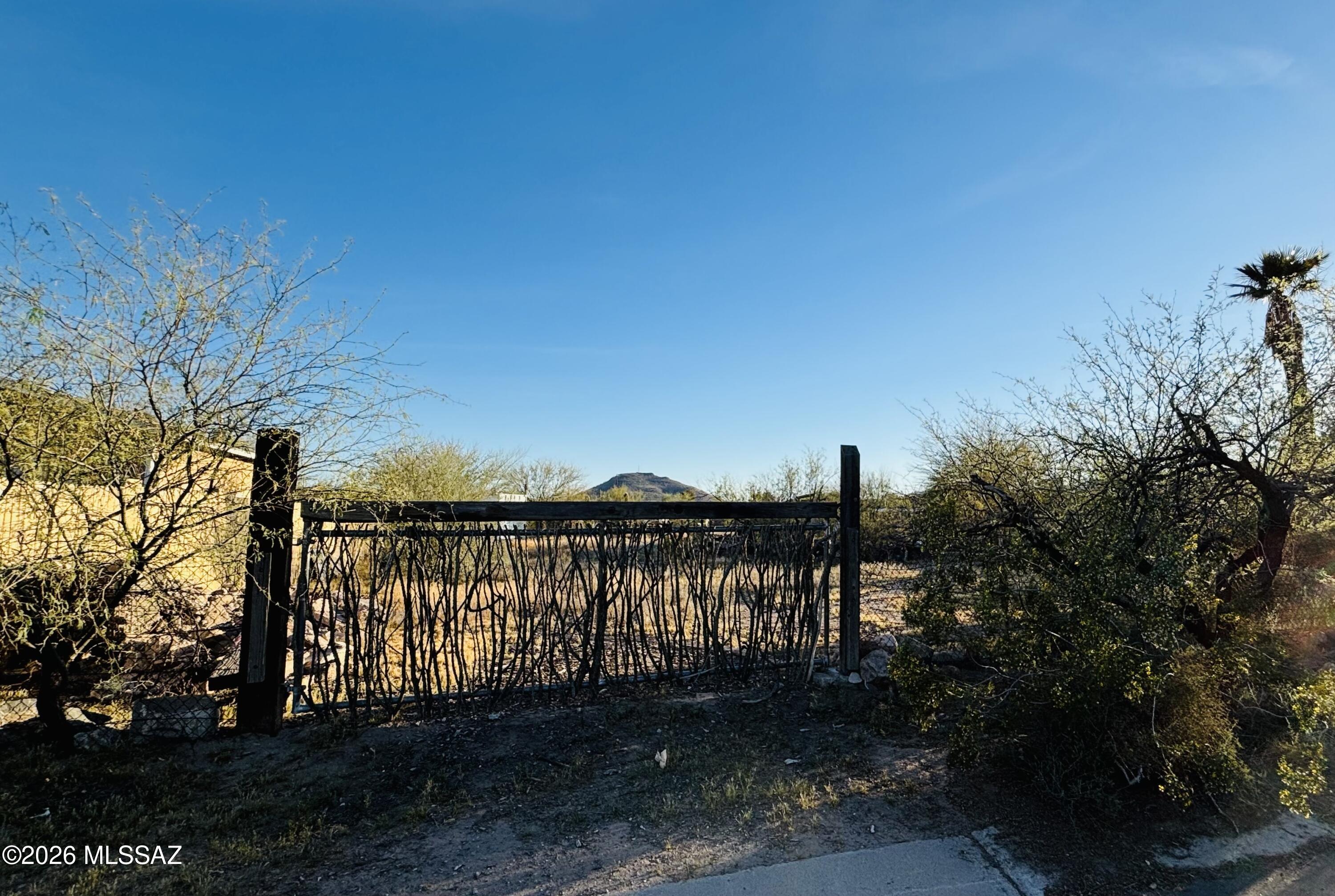 El Rio Acres - Land