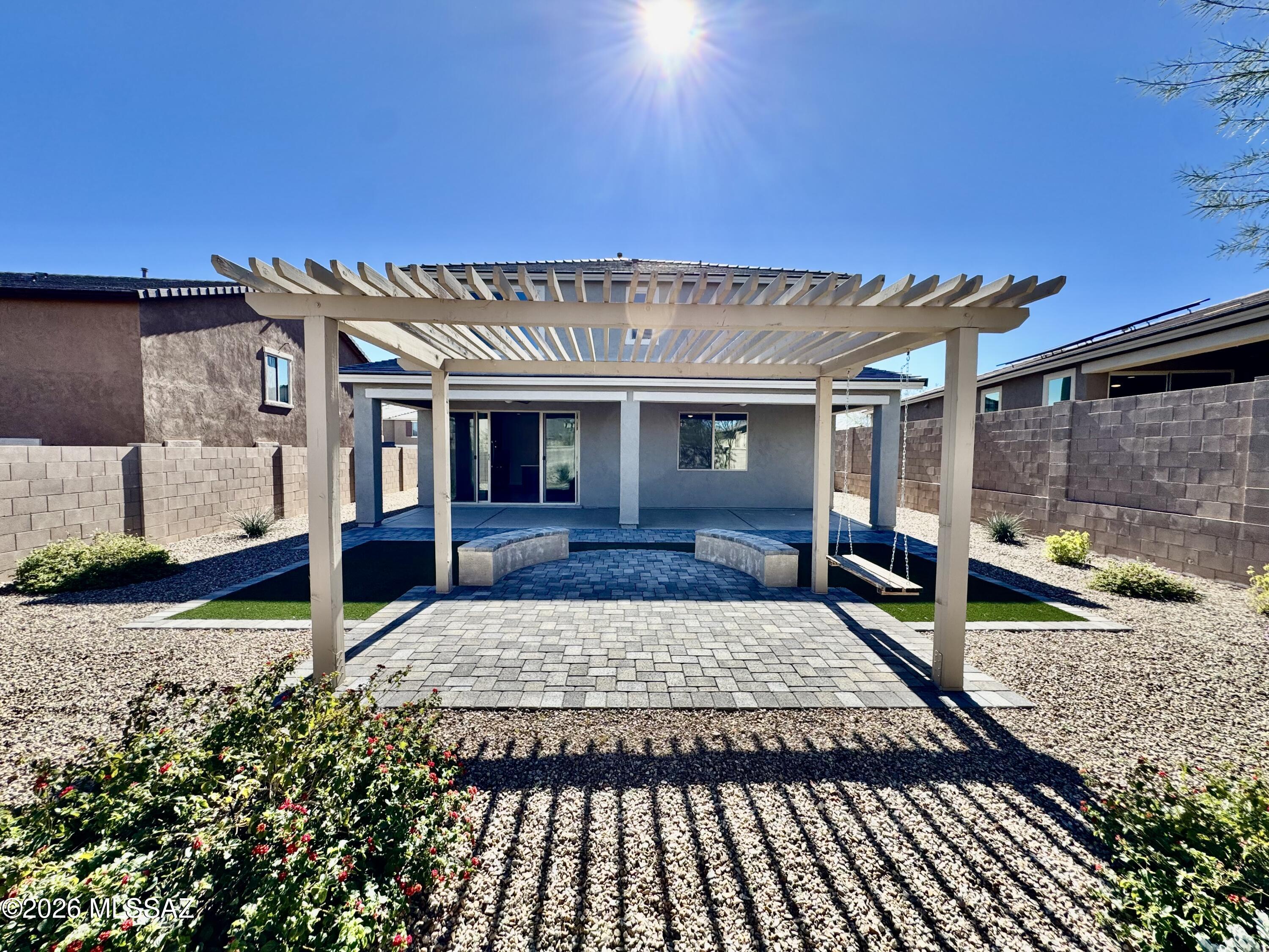 Entrada Del Pueblo - Residential