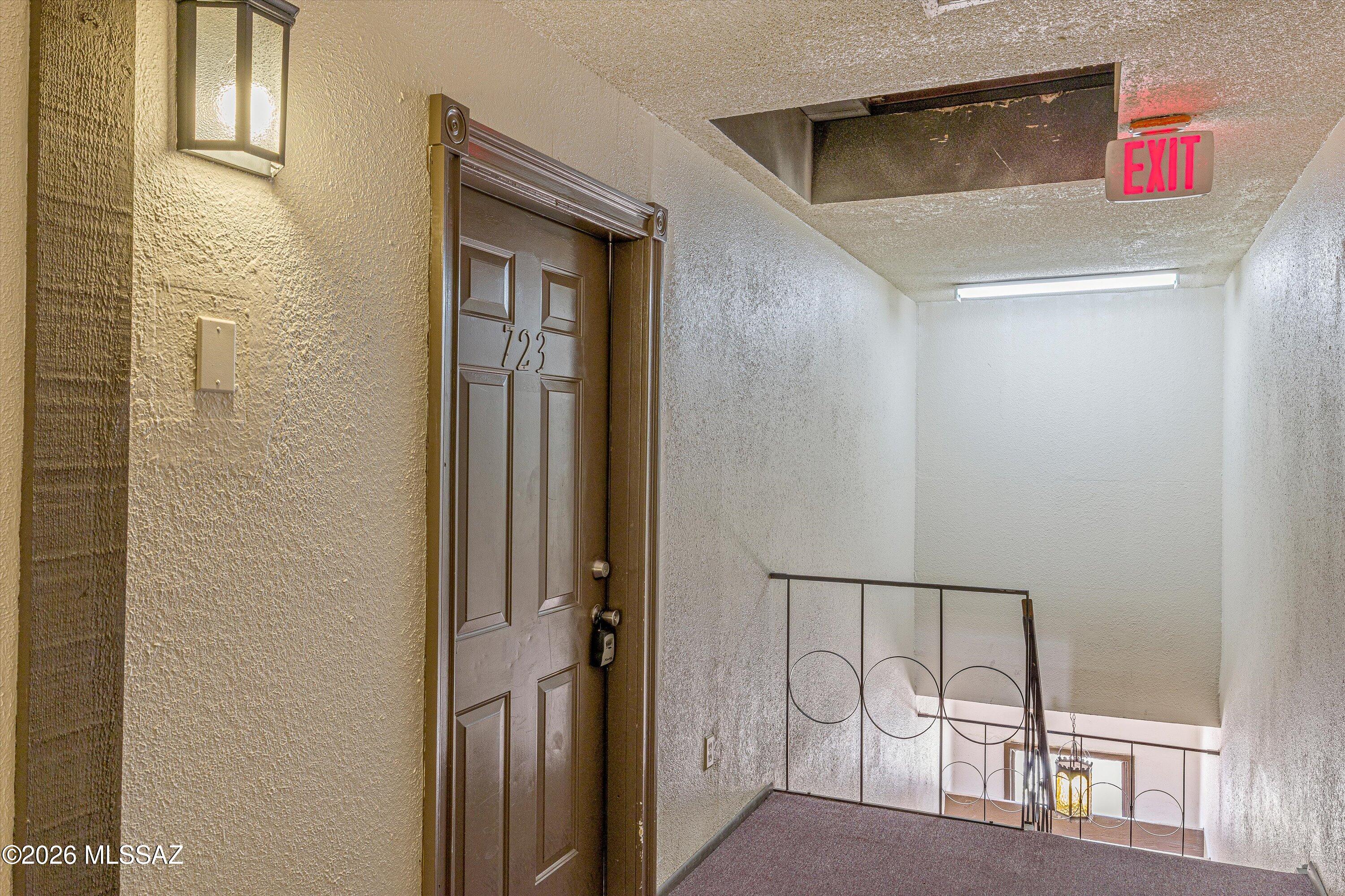 Barcelona Manor Condominiums - Residential