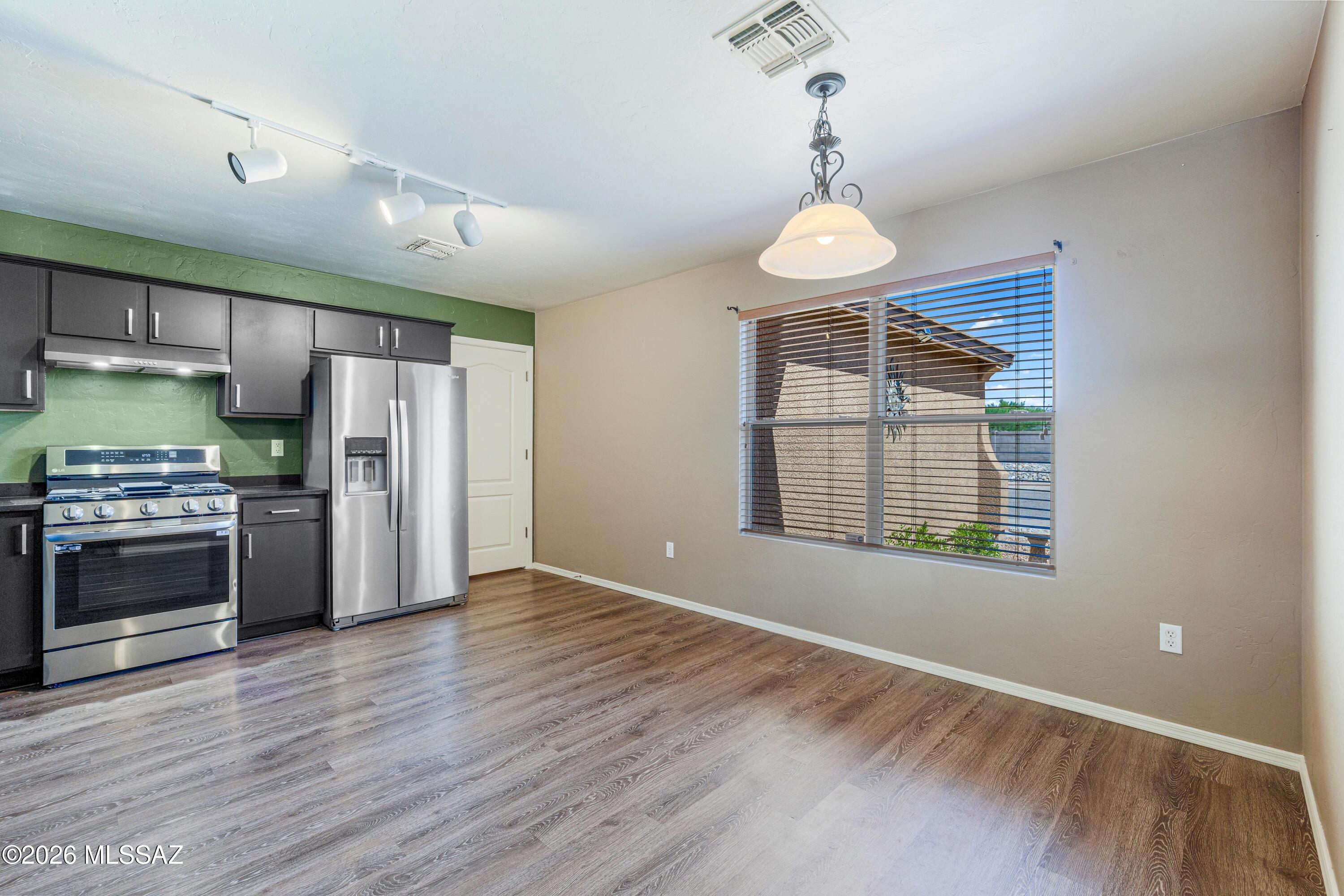 Harrison Terrace (1-74) - Residential