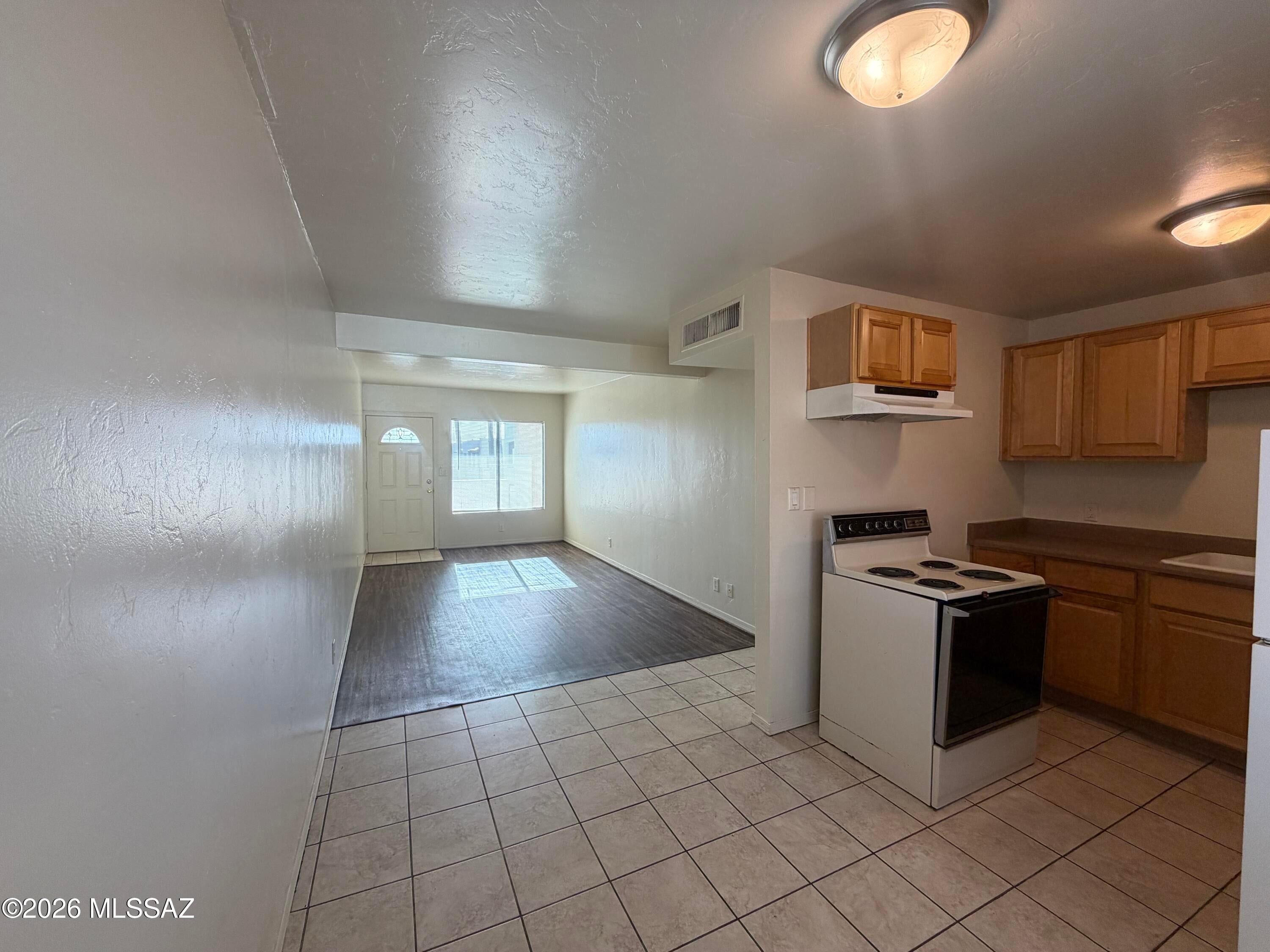 Sierra Madre Condos - Residential Lease