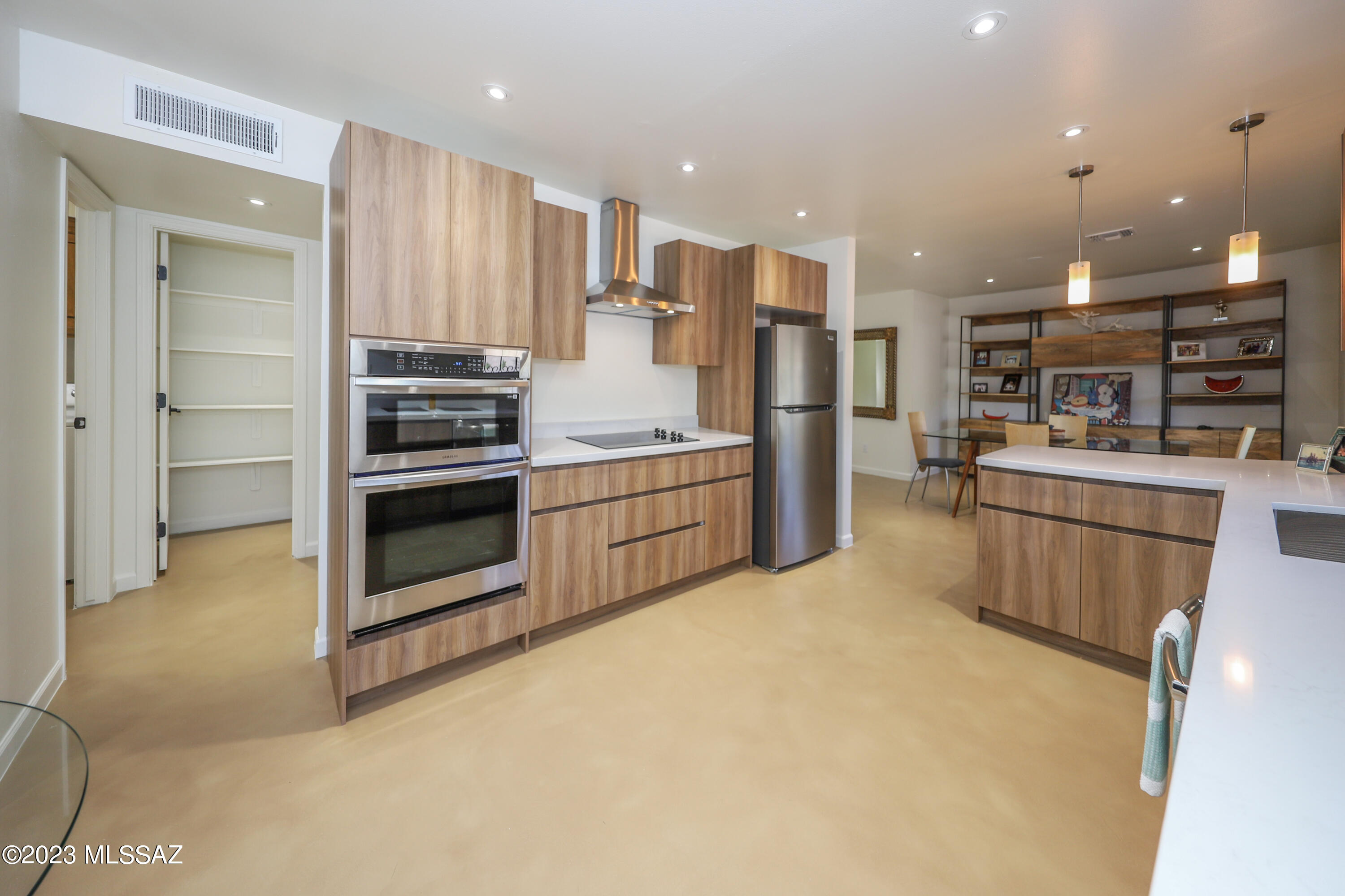 Casas Del Oro Norte Blk 4 - Residential Lease